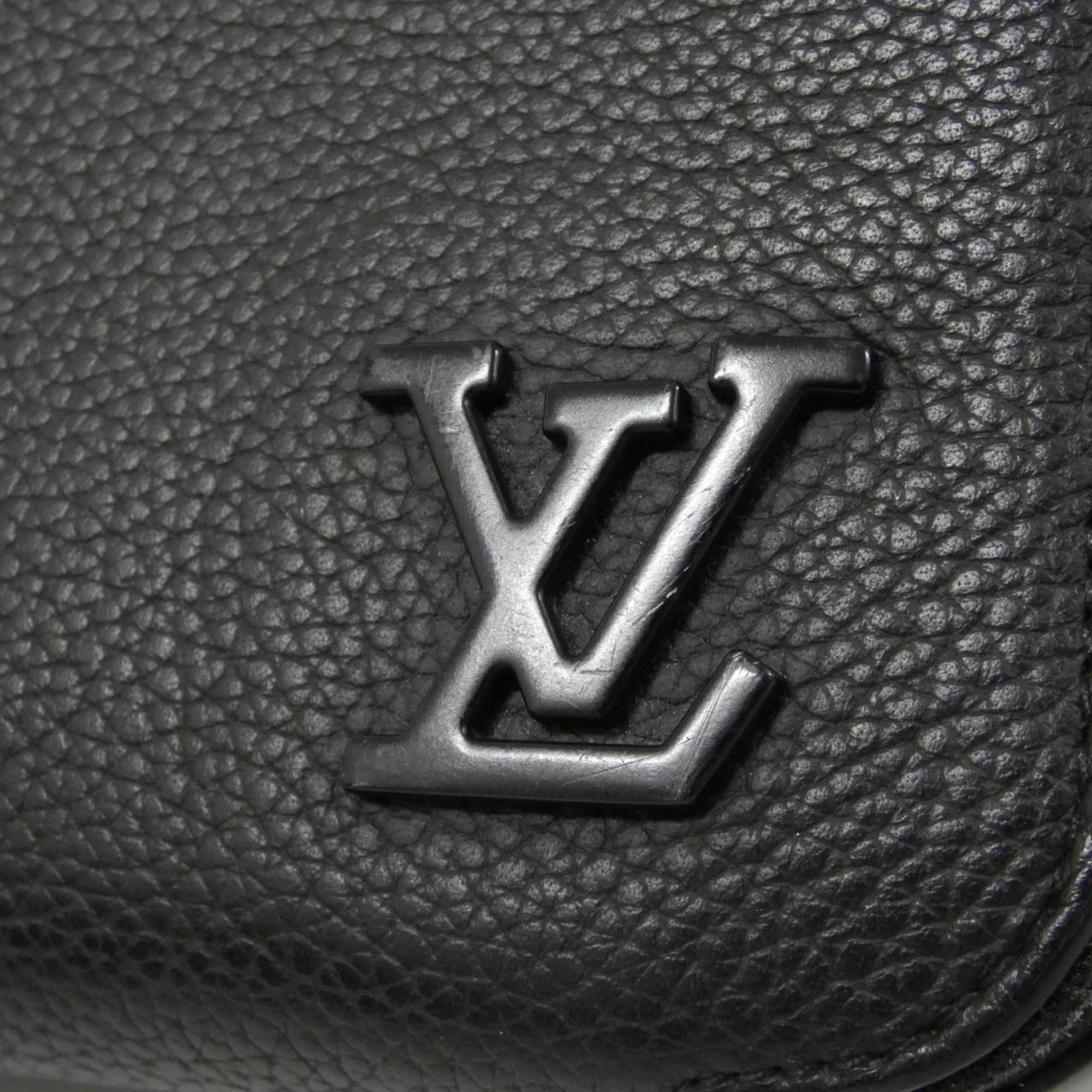Louis Vuitton Black Leather Shoulder Bag (Pre-Owned)