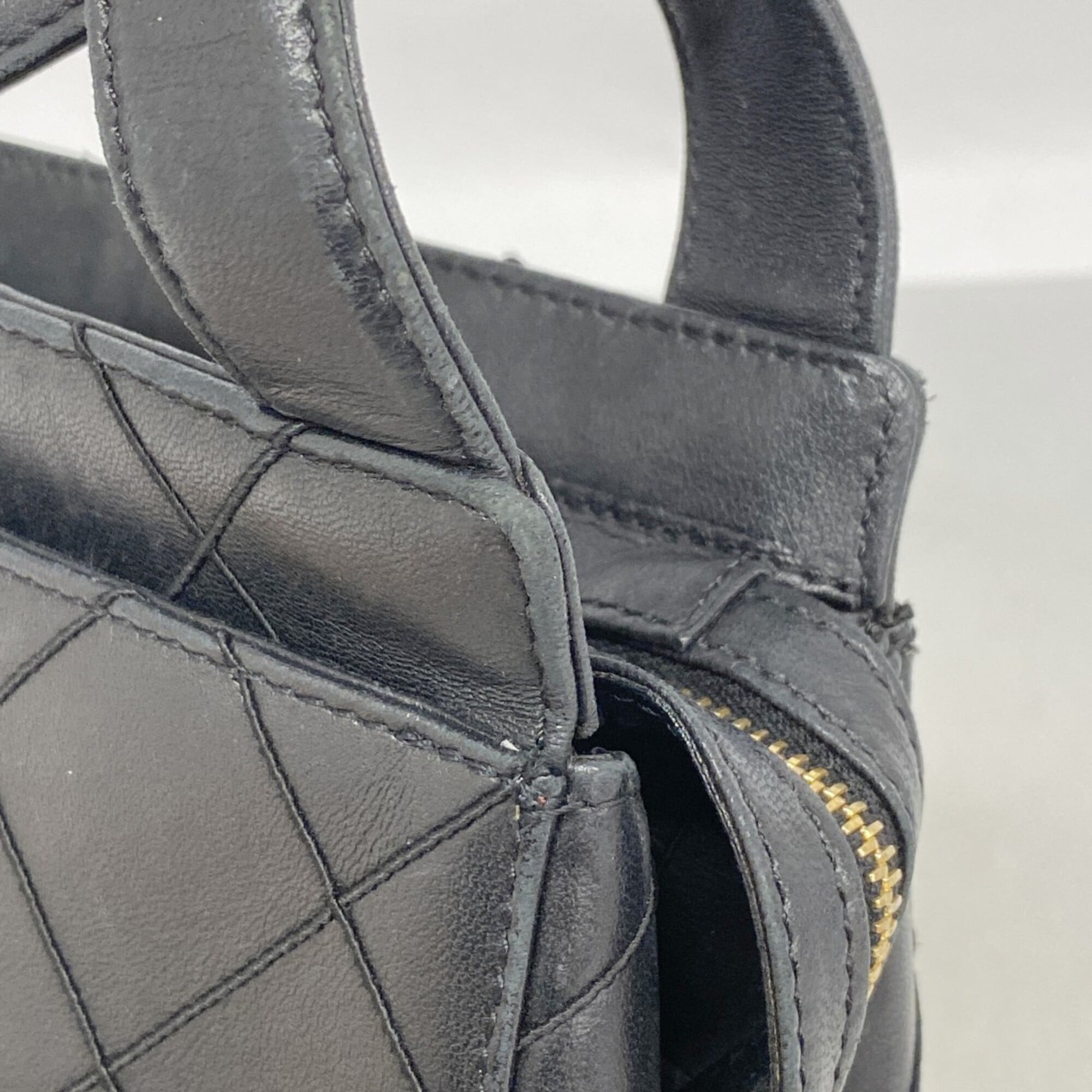Chanel Black Leather Tote Bag (Pre-Owned)
