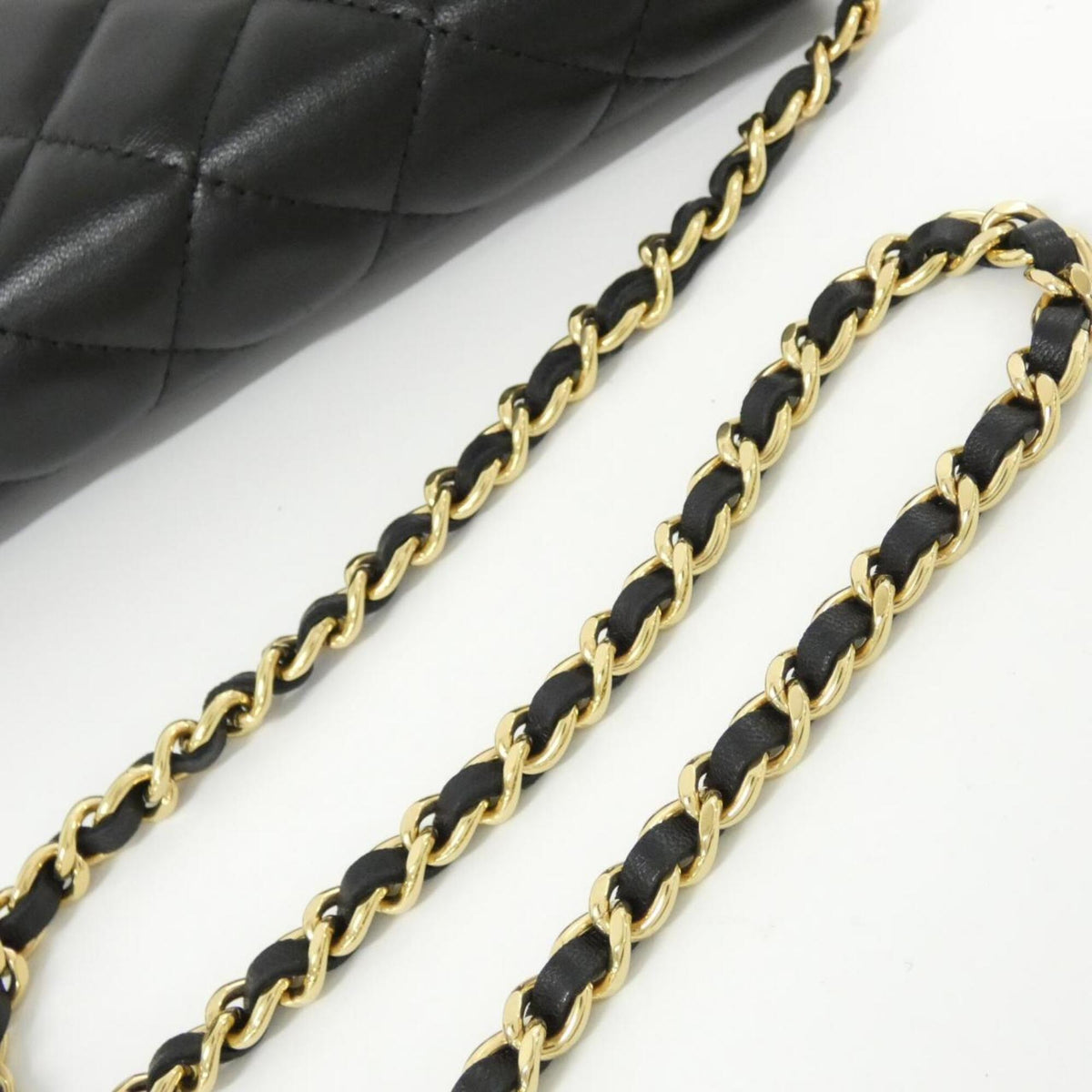 Chanel Black Leather Chain/Shoulder Wallet (Pre-Owned)