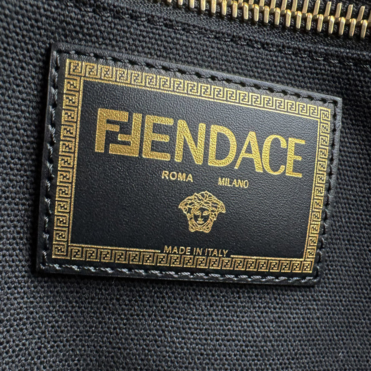 Fendi Black Gold Canvas Handbag Shoulder Bag (Pre-Owned)