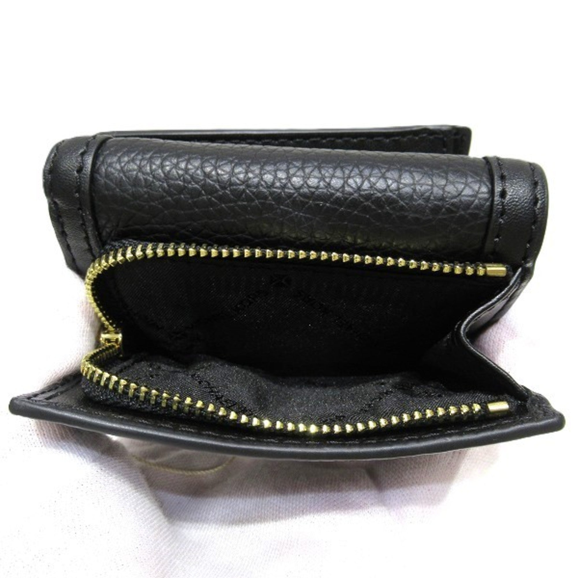 Michael Kors Black Leather Wallet (Tri-Fold) (Pre-Owned)