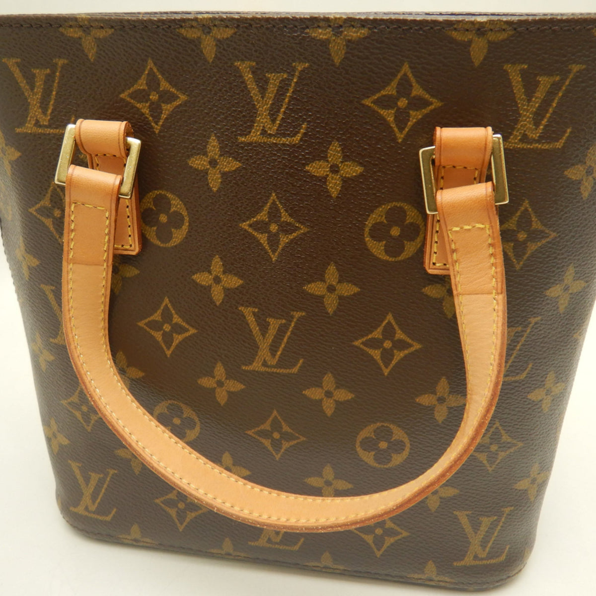 Louis Vuitton Brown Monogram Canvas Handbag (Pre-Owned)