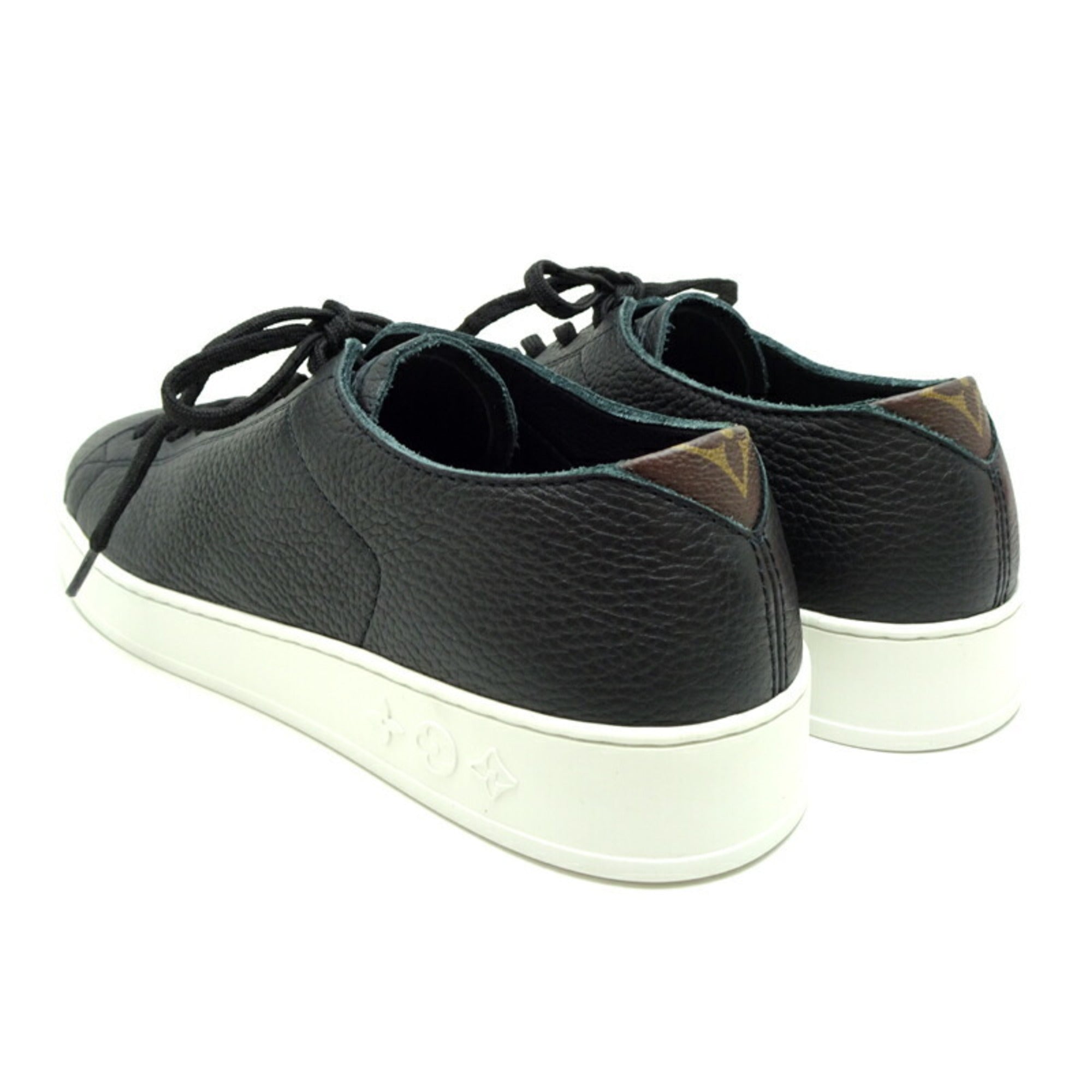 Louis Vuitton Black Sneakers (Pre-Owned)