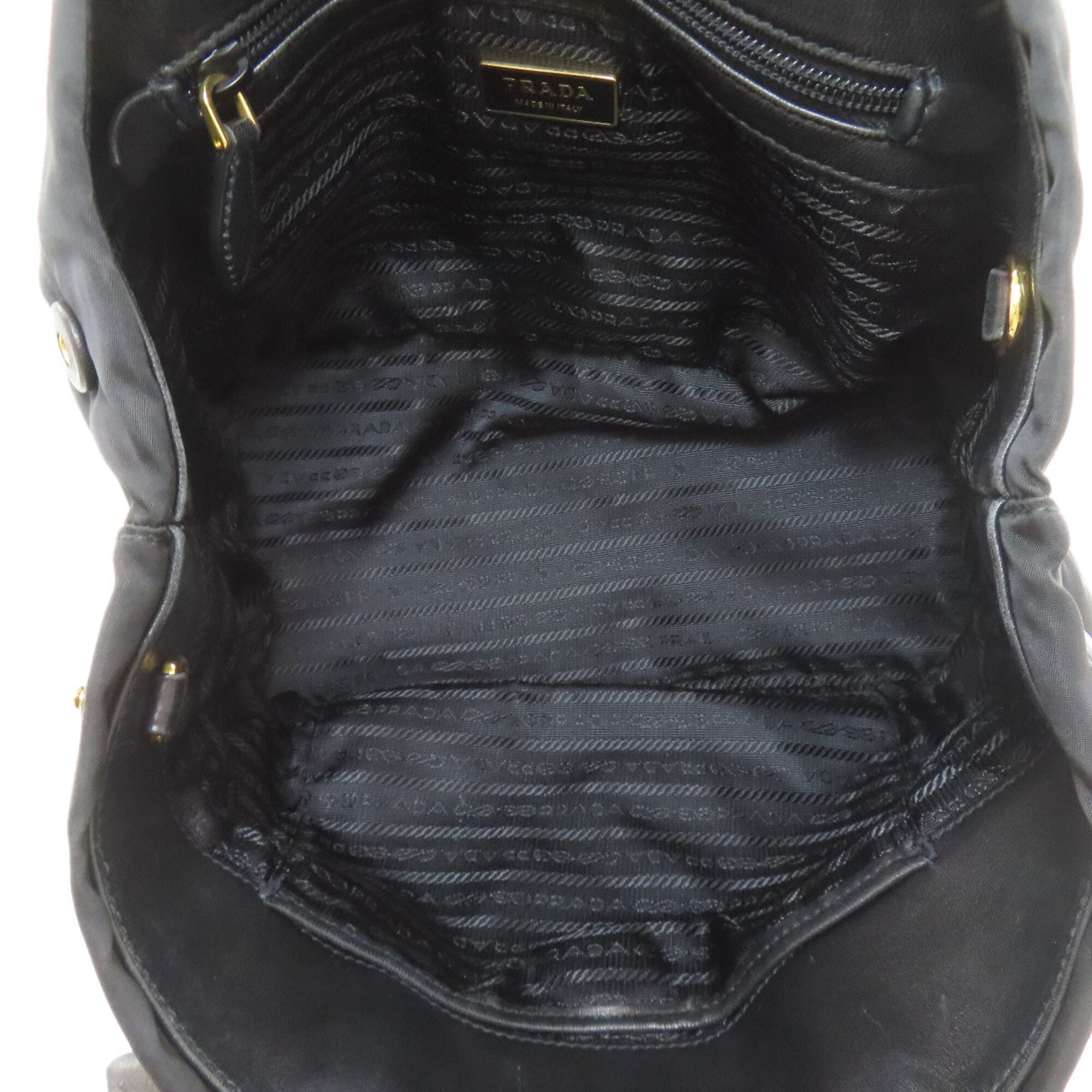 Prada Black Nylon Handbag (Pre-Owned)