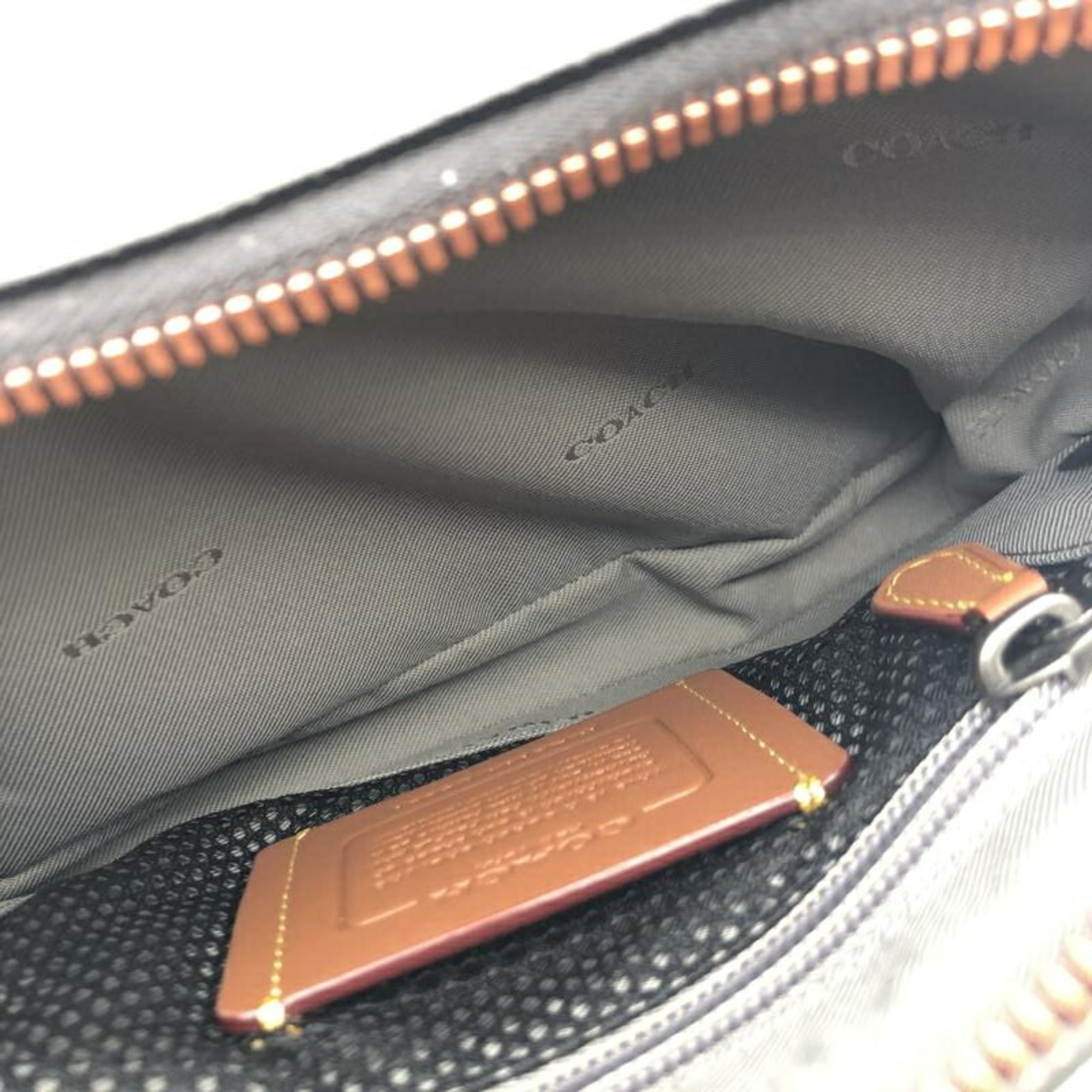 Coach Gray Shoulder Bag (Pre-Owned)