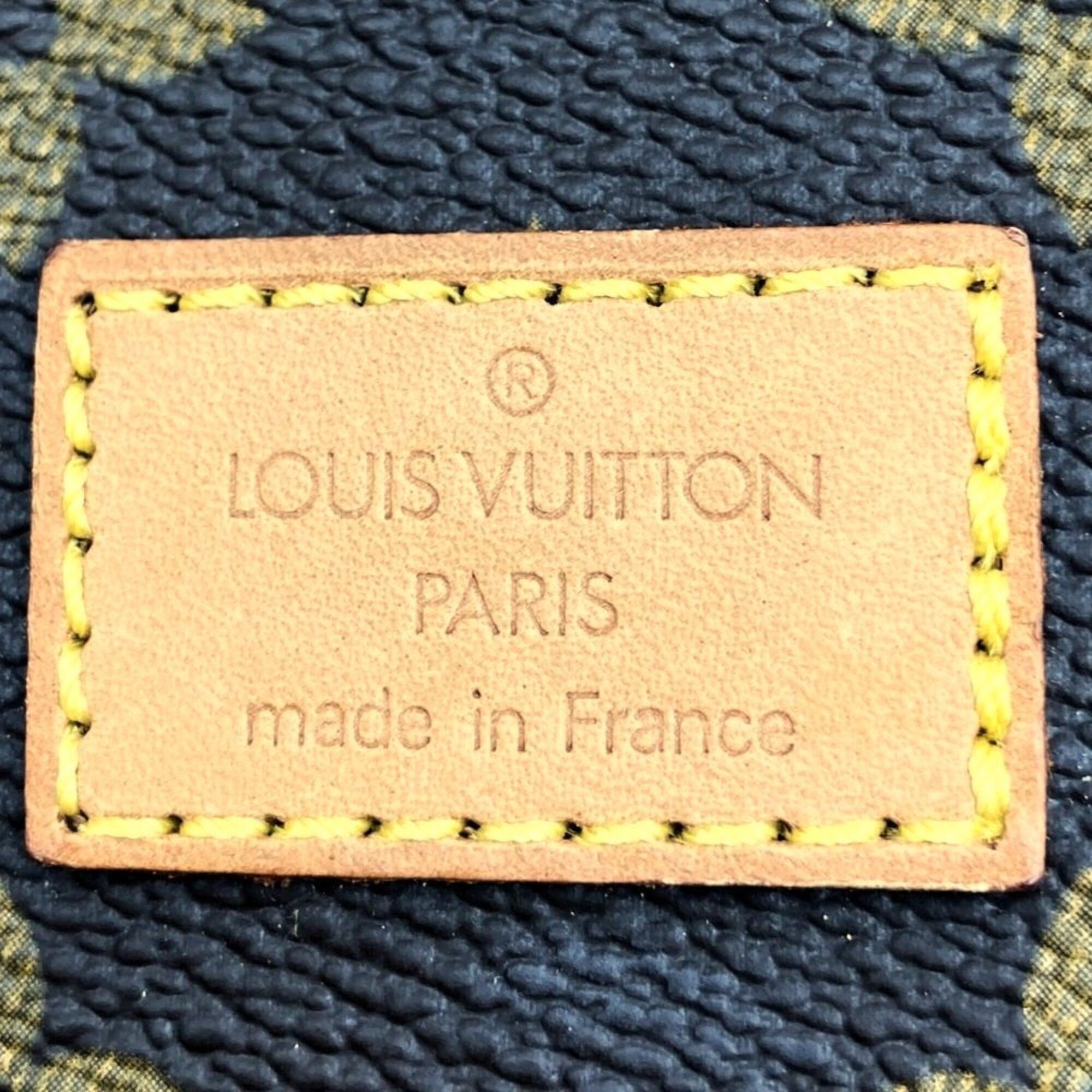 Louis Vuitton Brown Monogram Monogram Shoulder Bag (Pre-Owned)