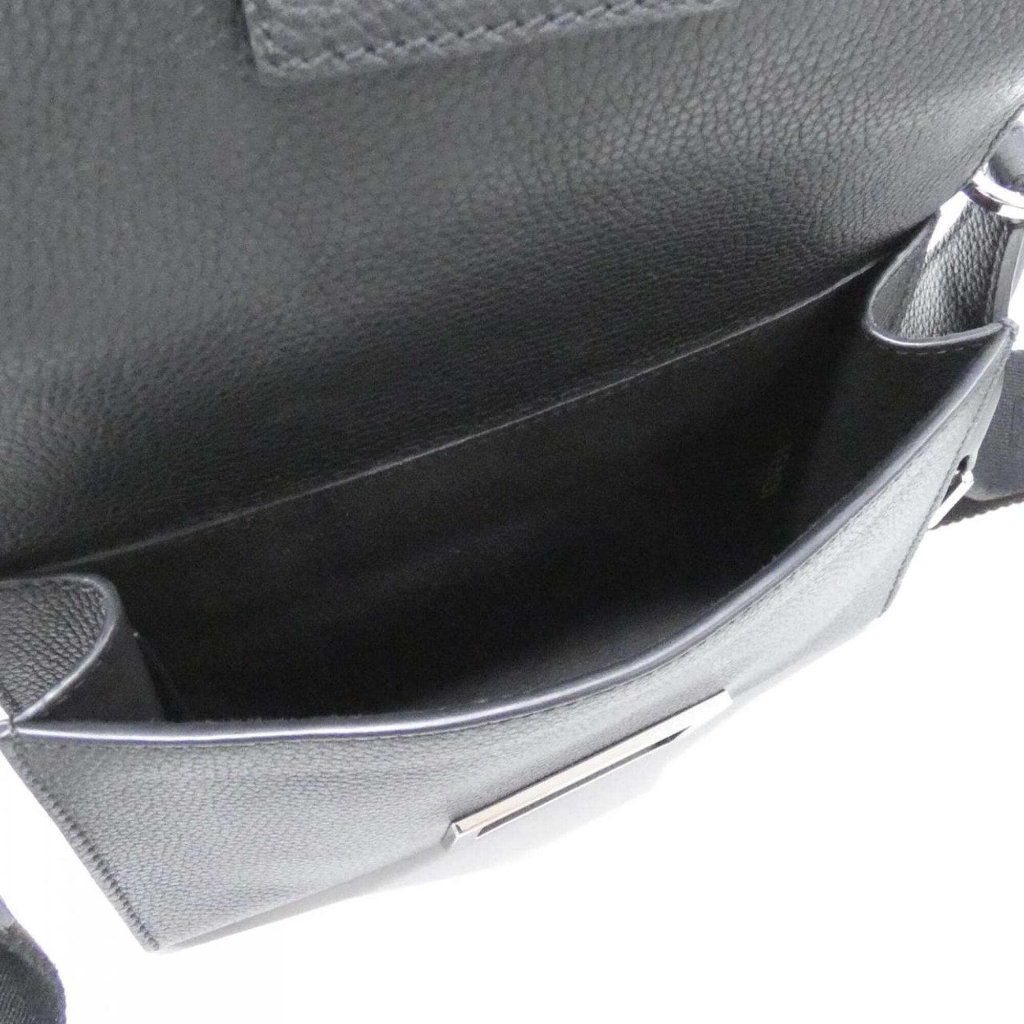 Fendi Black Leather Shoulder Bag (Pre-Owned)