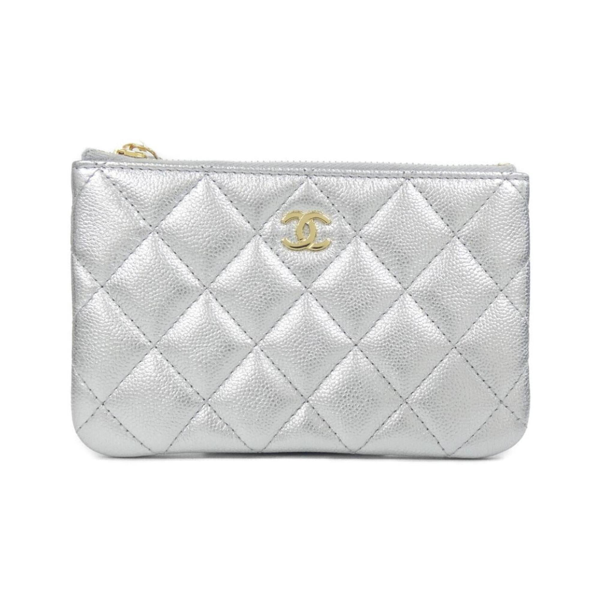Chanel Silver Grained Calfskin Pouch (Pre-Owned)