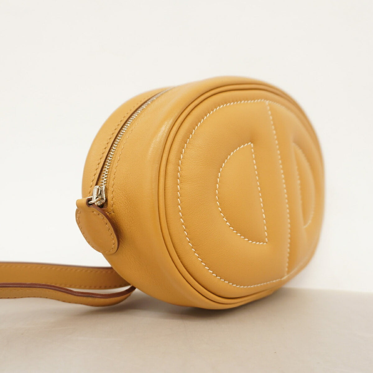 Hermes Silver Swift Leather Shoulder Bag (Pre-Owned)