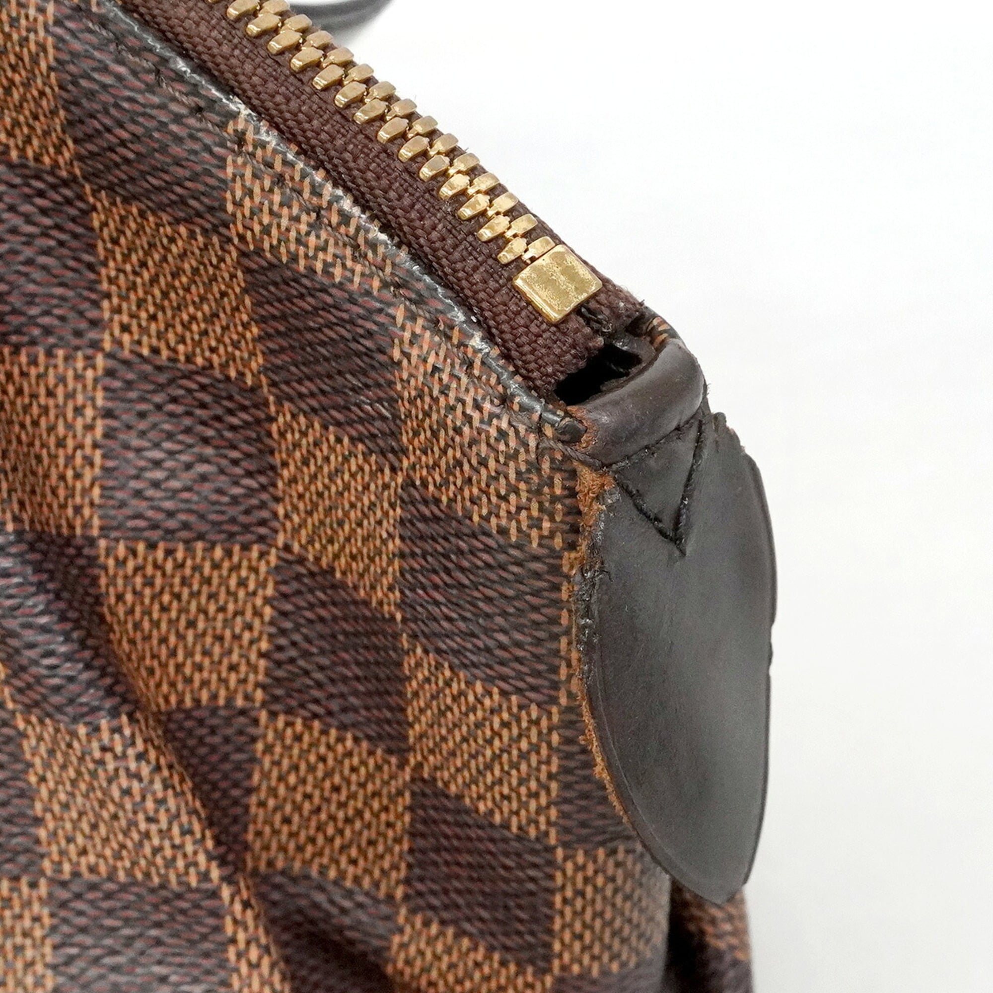 Louis Vuitton Ebene Handbag (Pre-Owned)