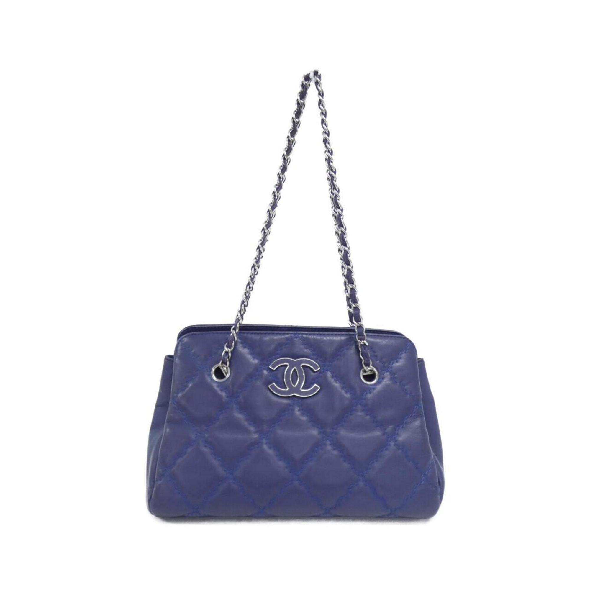 Chanel Blue Leather Shoulder Bag (Pre-Owned)