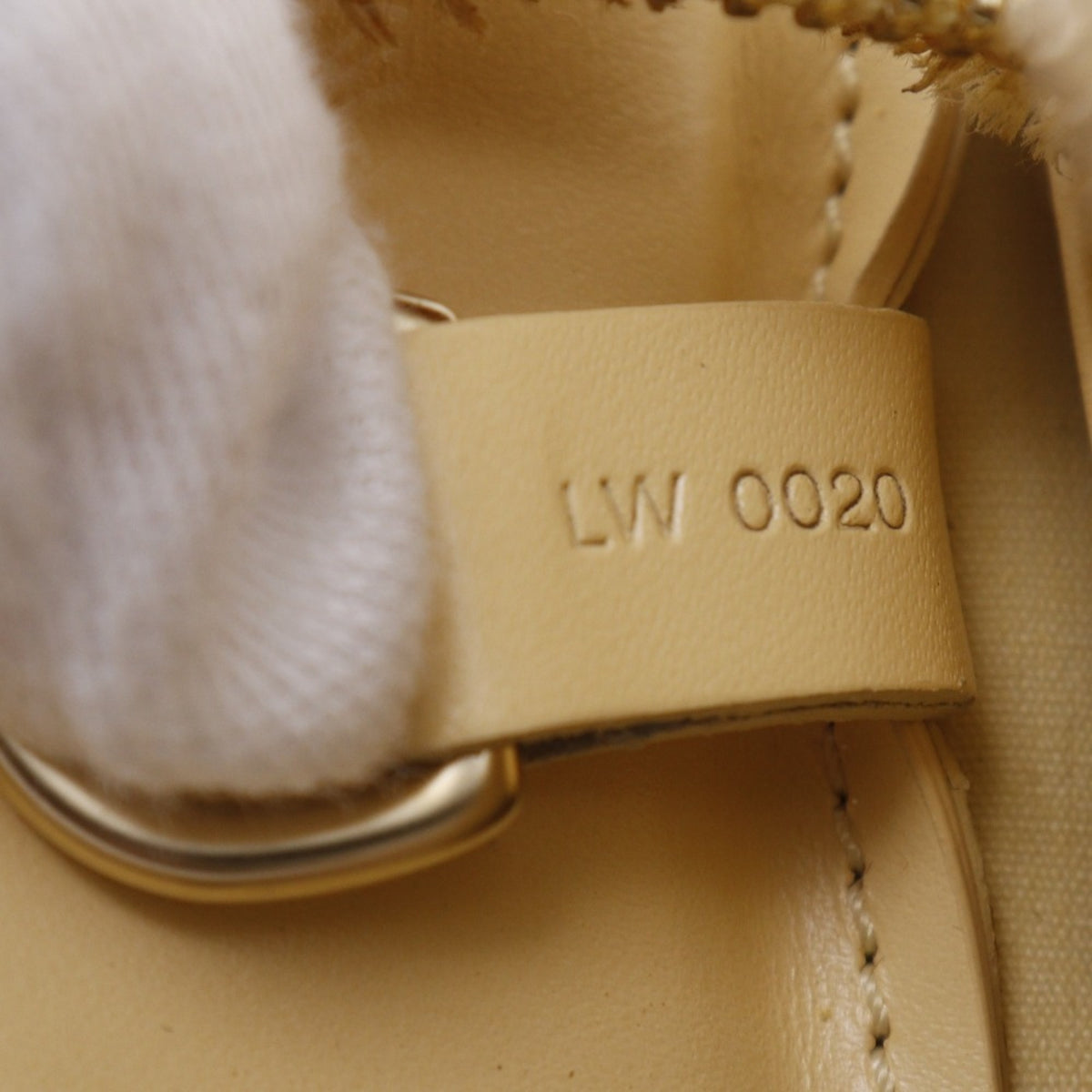 Louis Vuitton Cream Epi Leather Tote Bag (Pre-Owned)