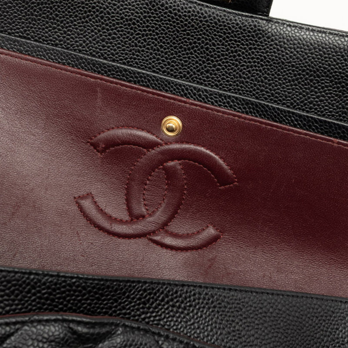 Chanel Black Grained Calfskin Shoulder Bag (Pre-Owned)