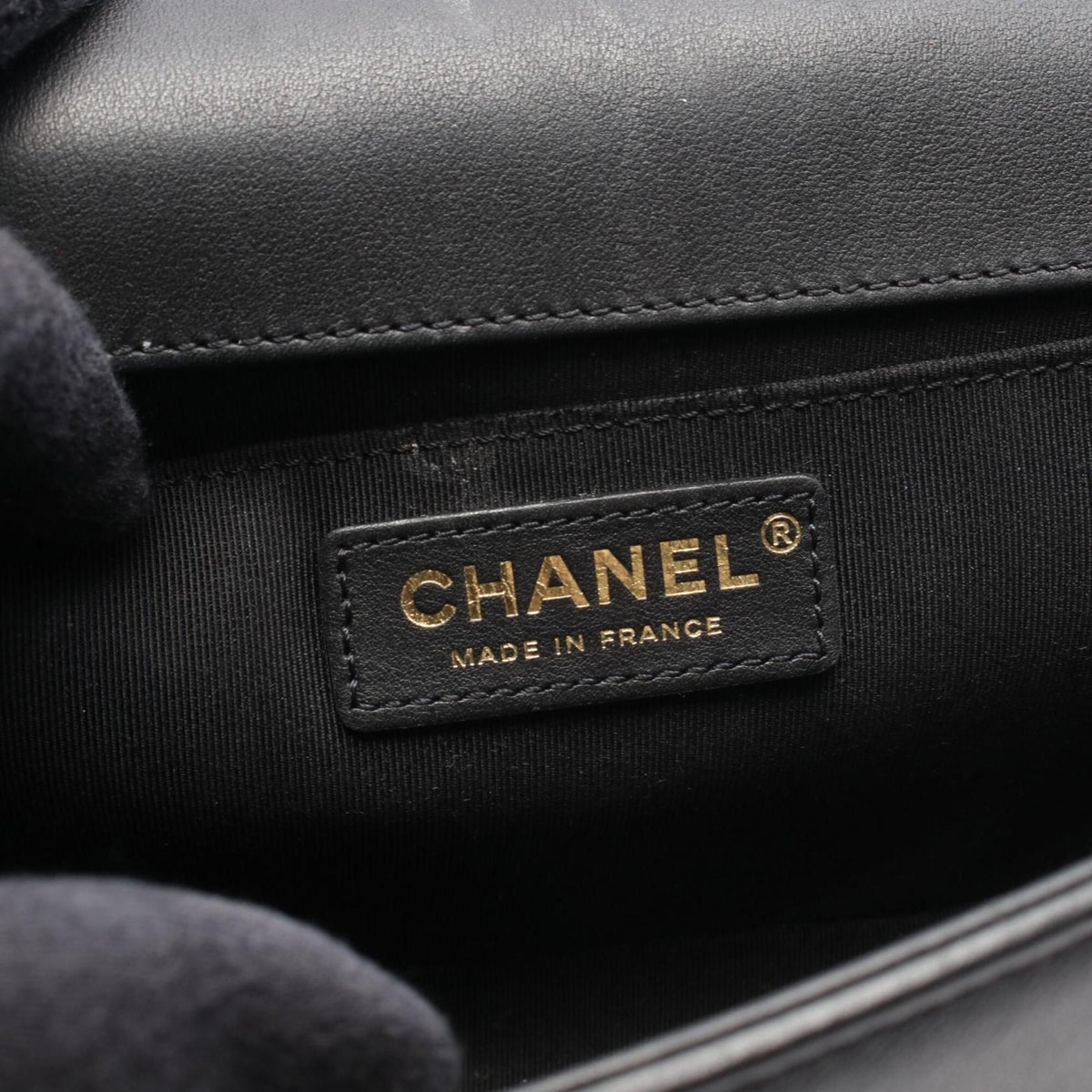 Chanel Black Leather Handbag Shoulder Bag (Pre-Owned)