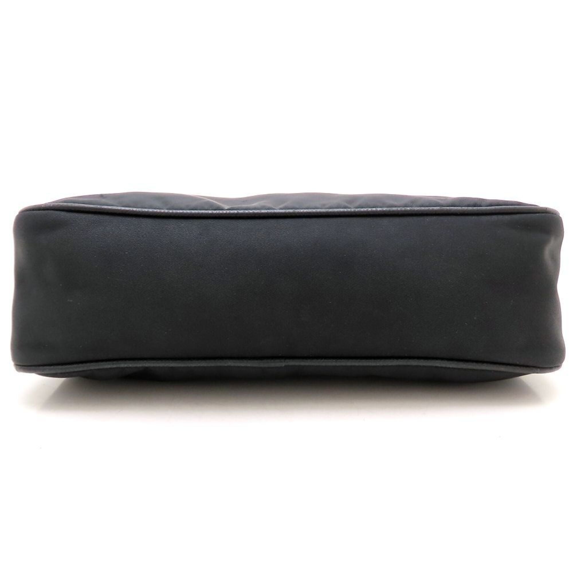 Prada Black Nero Nylon Shoulder Bag (Pre-Owned)