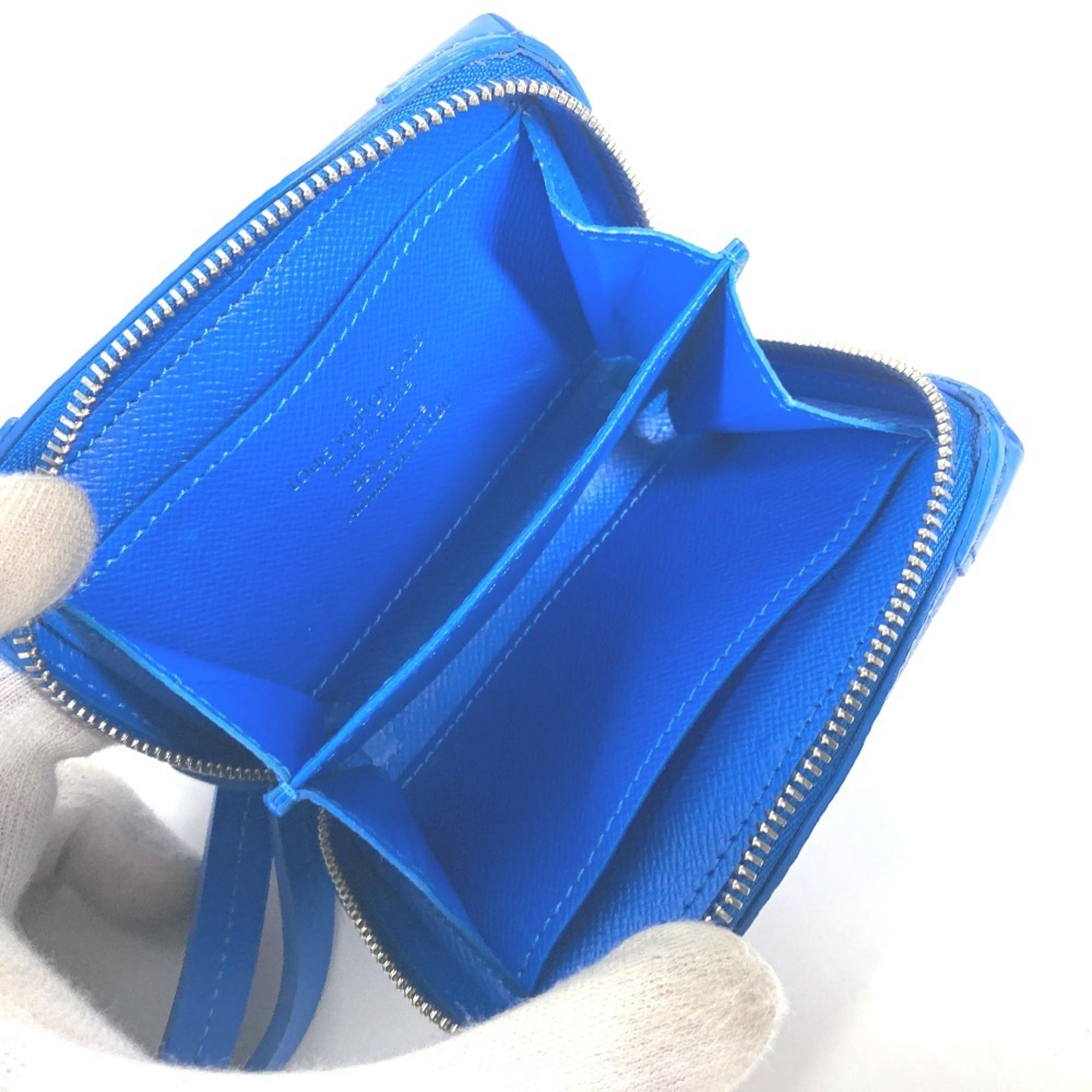 Louis Vuitton Blue White Leather Coin Purse/Coin Case (Pre-Owned)