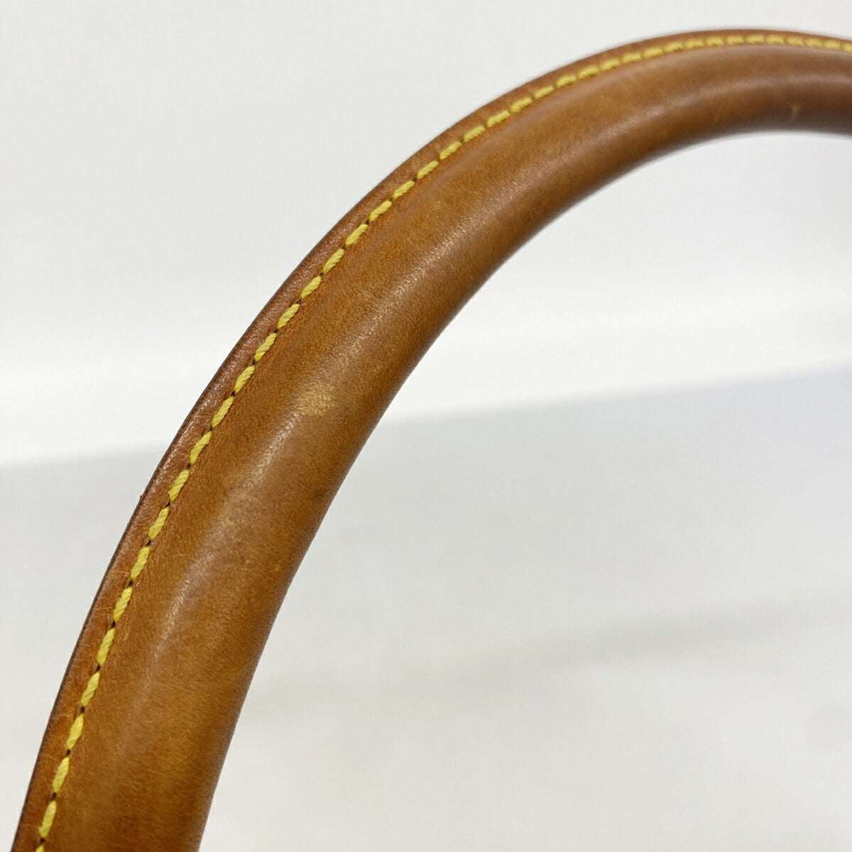 Louis Vuitton Brown Shoulder Bag (Pre-Owned)