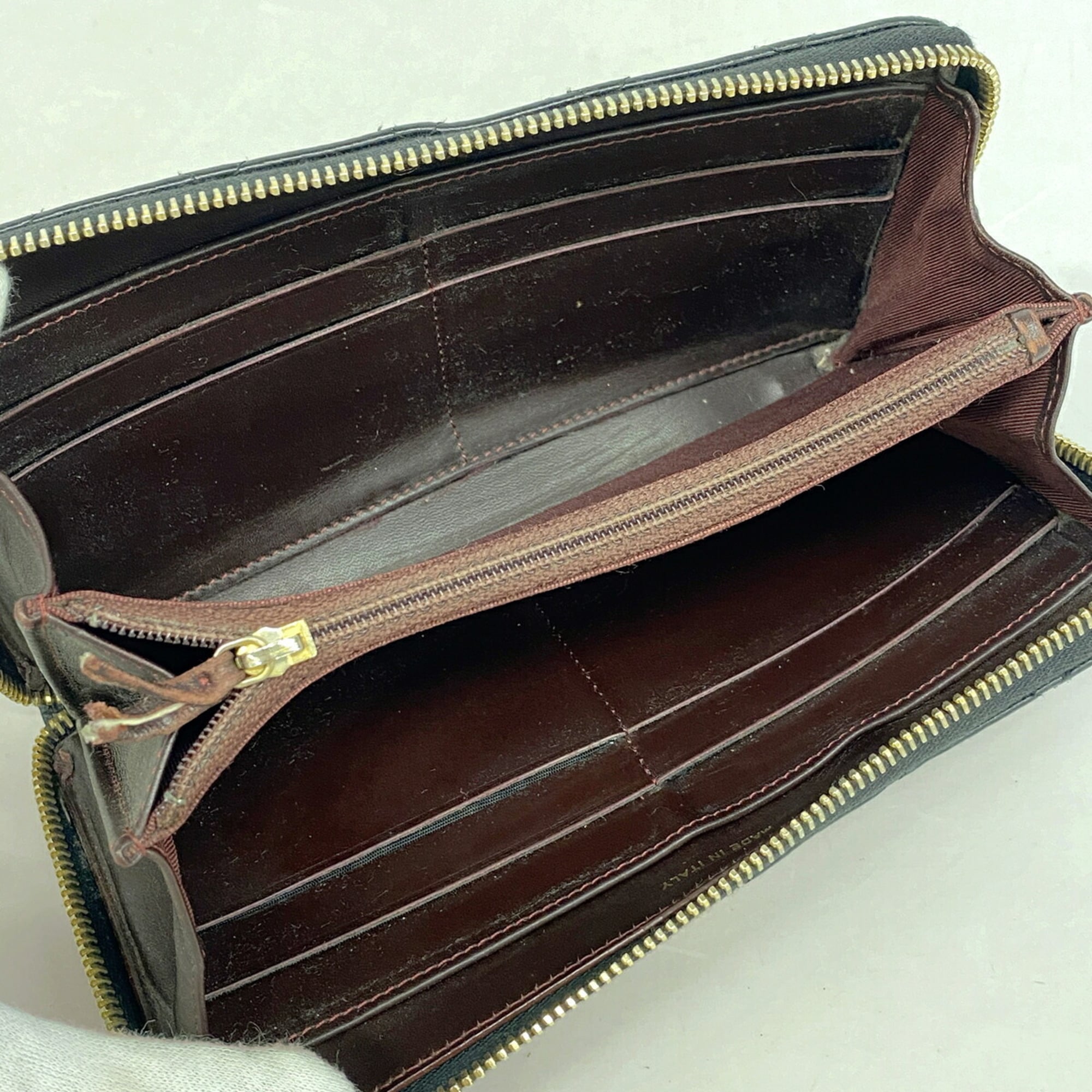 Chanel Black Grained Calfskin Long Wallet (Bi-Fold) (Pre-Owned)
