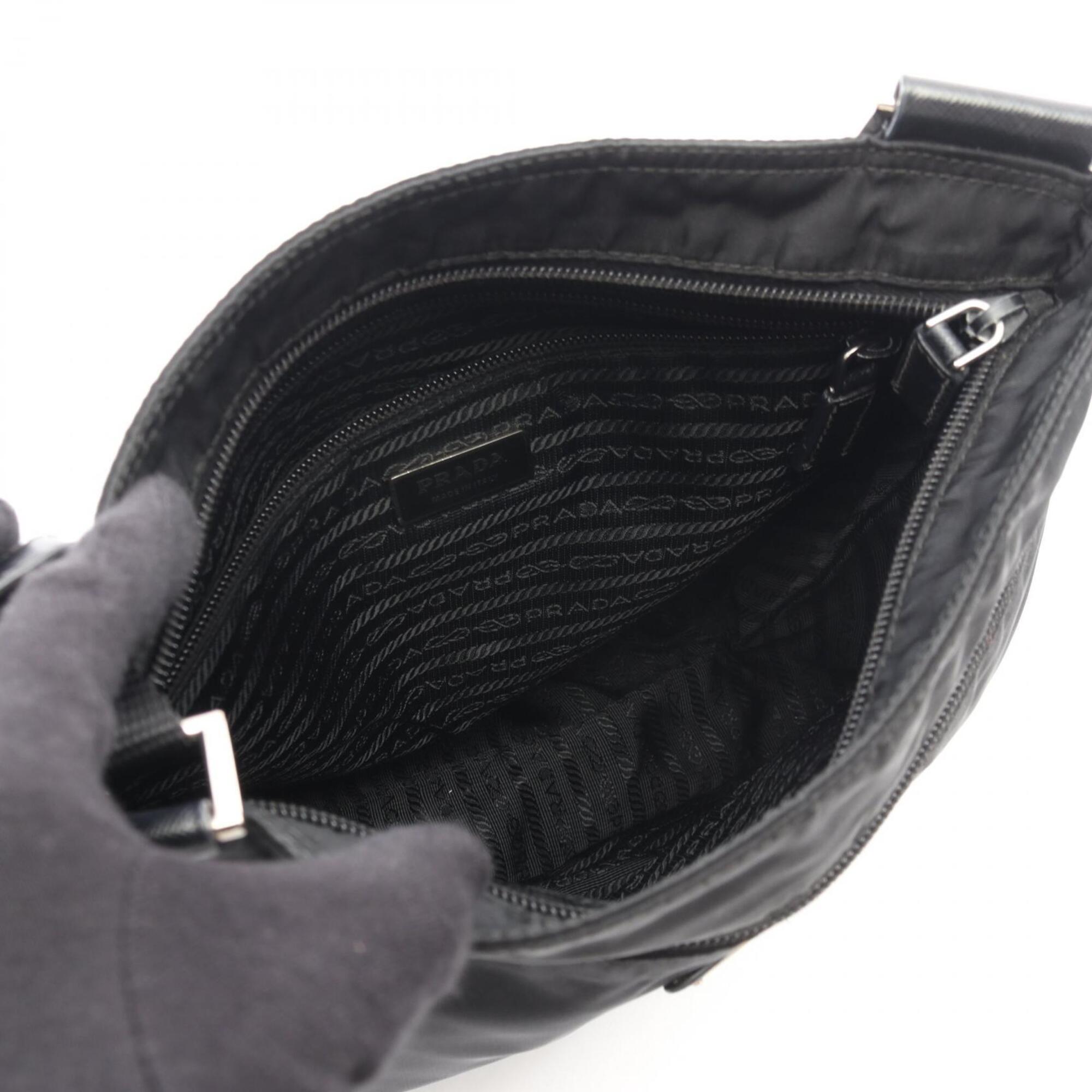 Prada Black Nylon Leather Handbag Shoulder Bag (Pre-Owned)