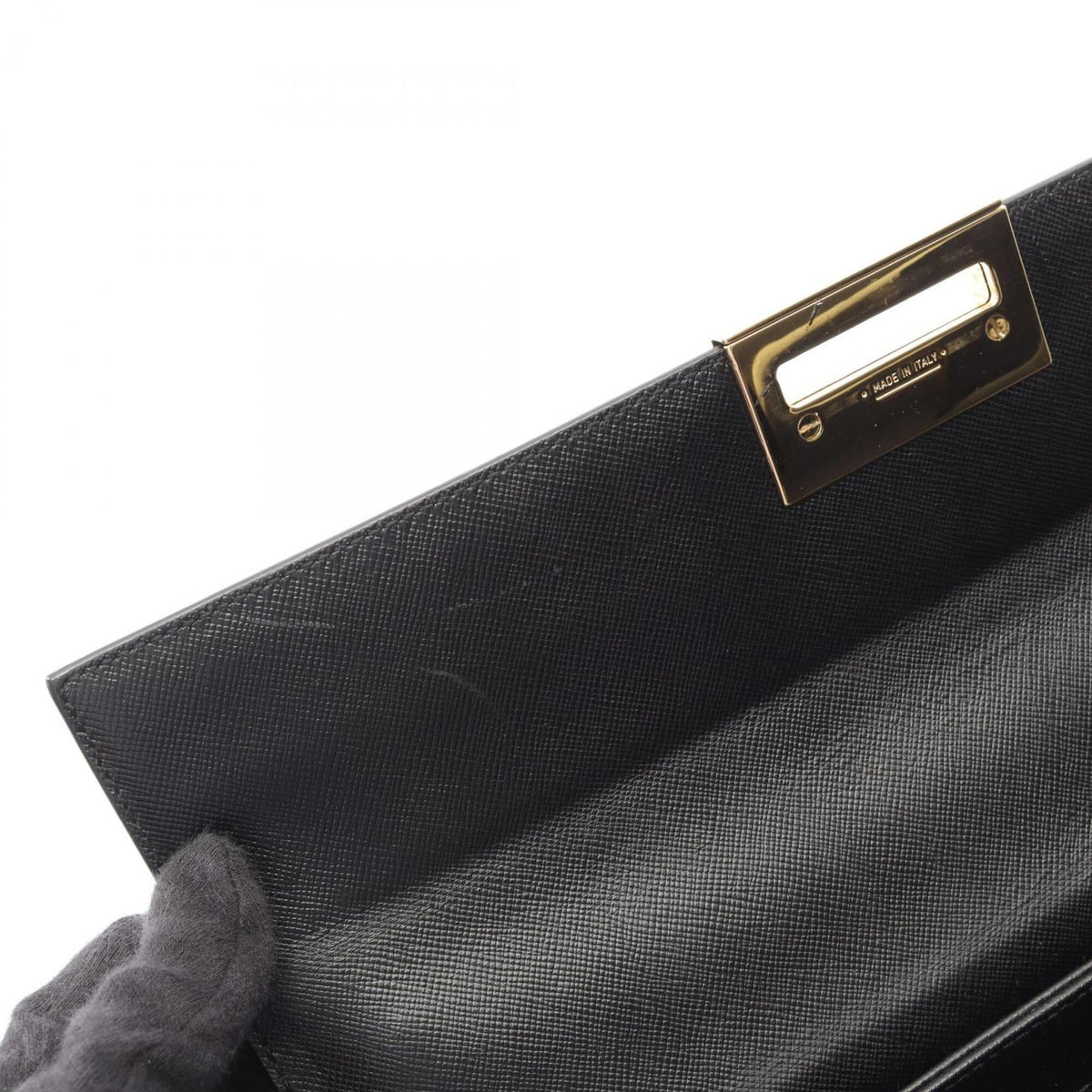 Salvatore Ferragamo Black Leather Handbag (Pre-Owned)