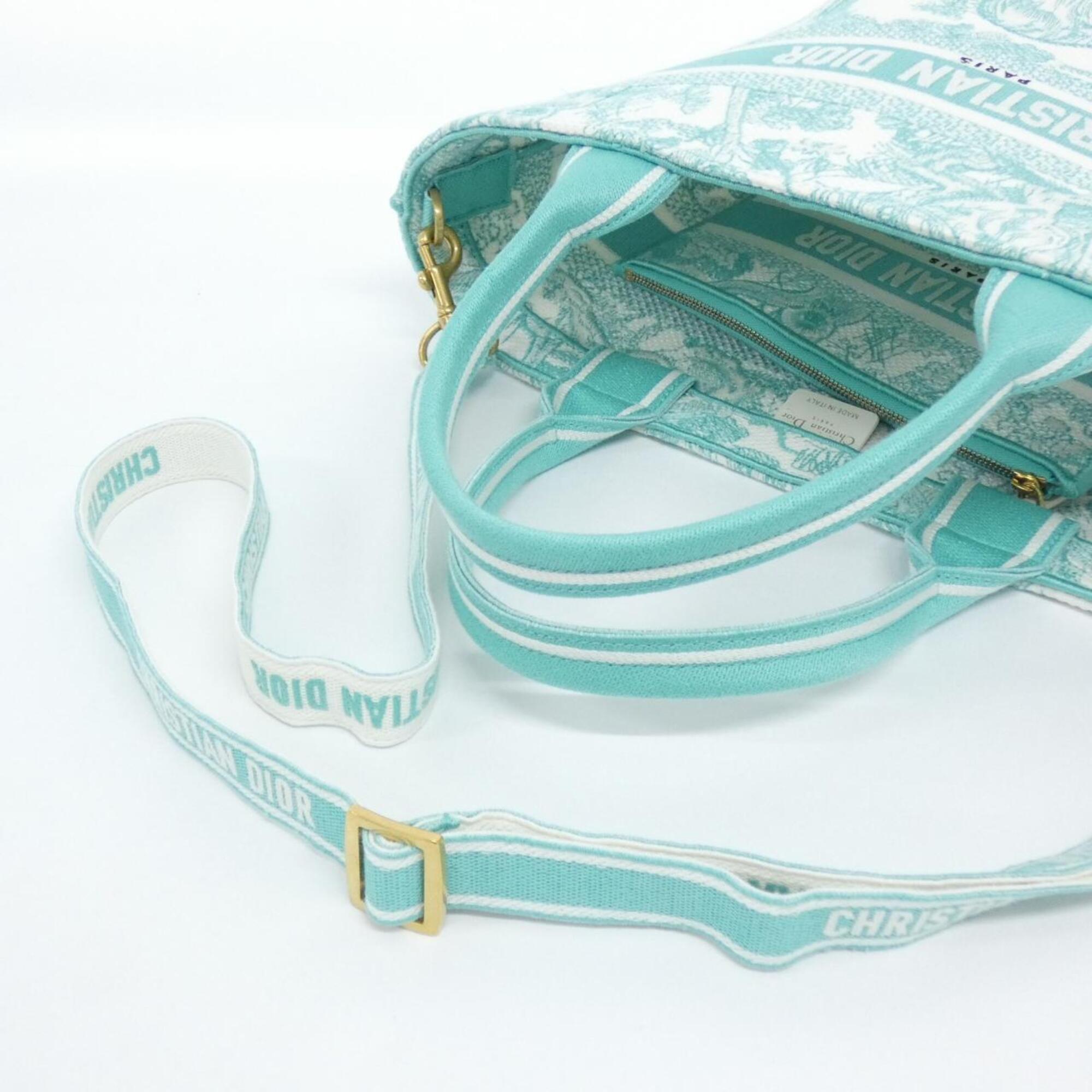 Christian Dior Green Canvas Handbag (Pre-Owned)