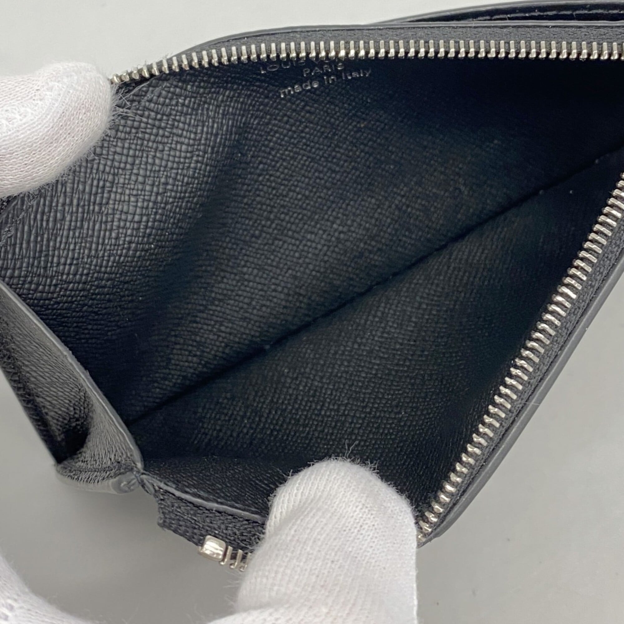 Louis Vuitton Black Coin Purse/Coin Case (Pre-Owned)