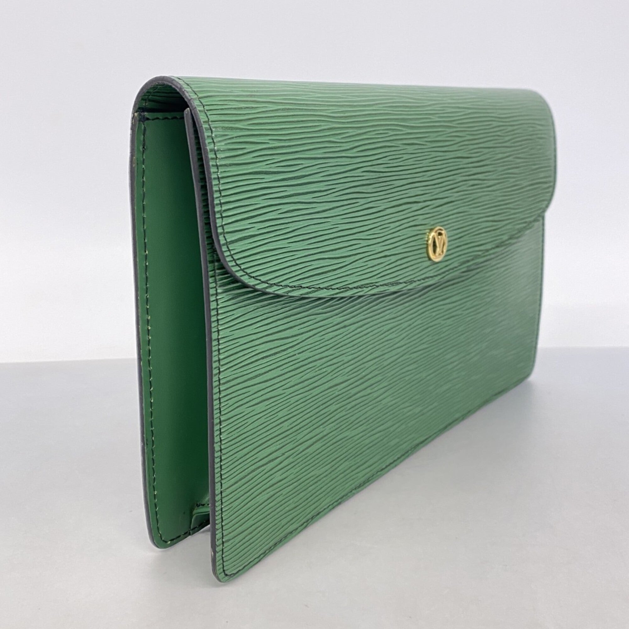 Louis Vuitton Borneo Green Clutch Bag (Pre-Owned)
