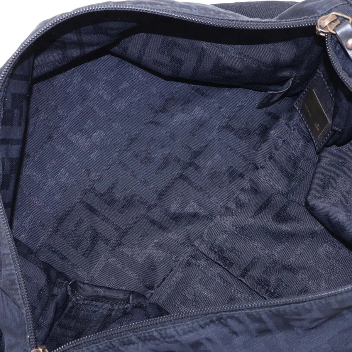 Fendi Black Leather Nylon Messenger Bag Shoulder Bag (Pre-Owned)