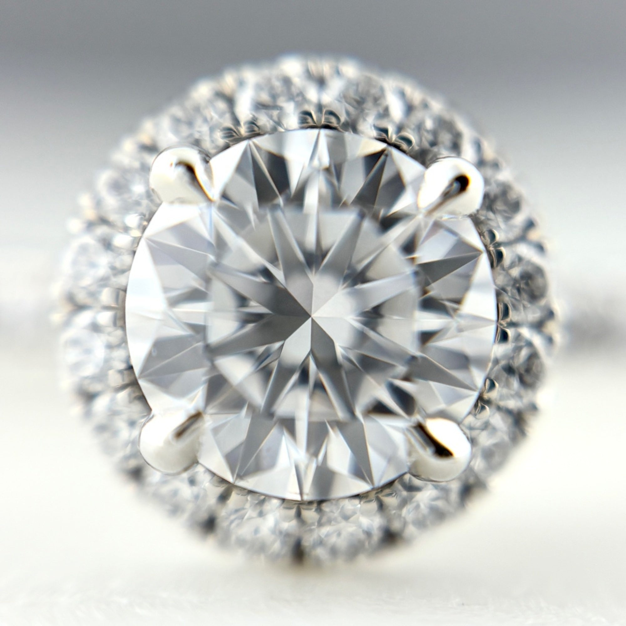 Harry Winston Silver Platinum 950 (Pre-Owned)