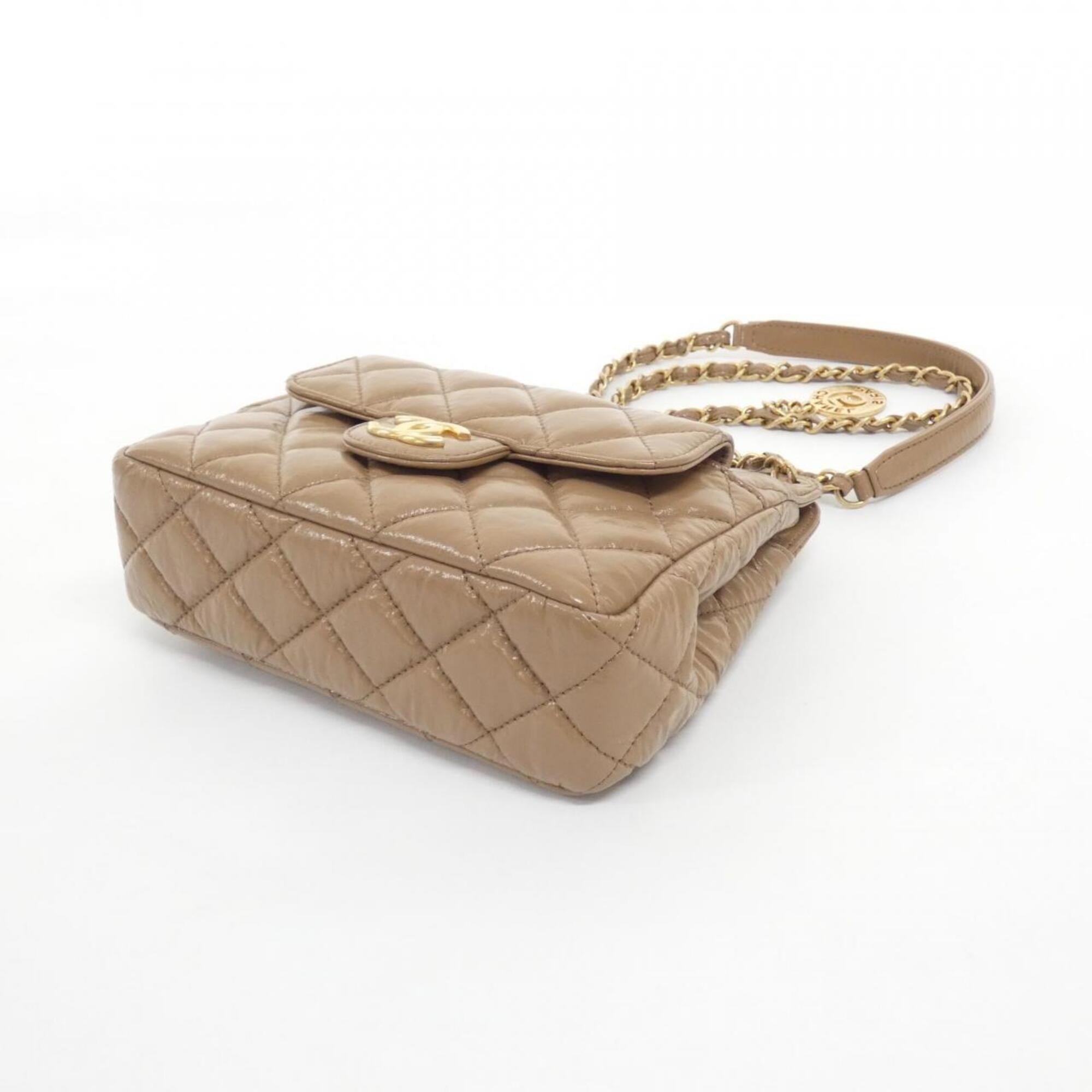 Chanel Beige Leather Shoulder Bag (Pre-Owned)