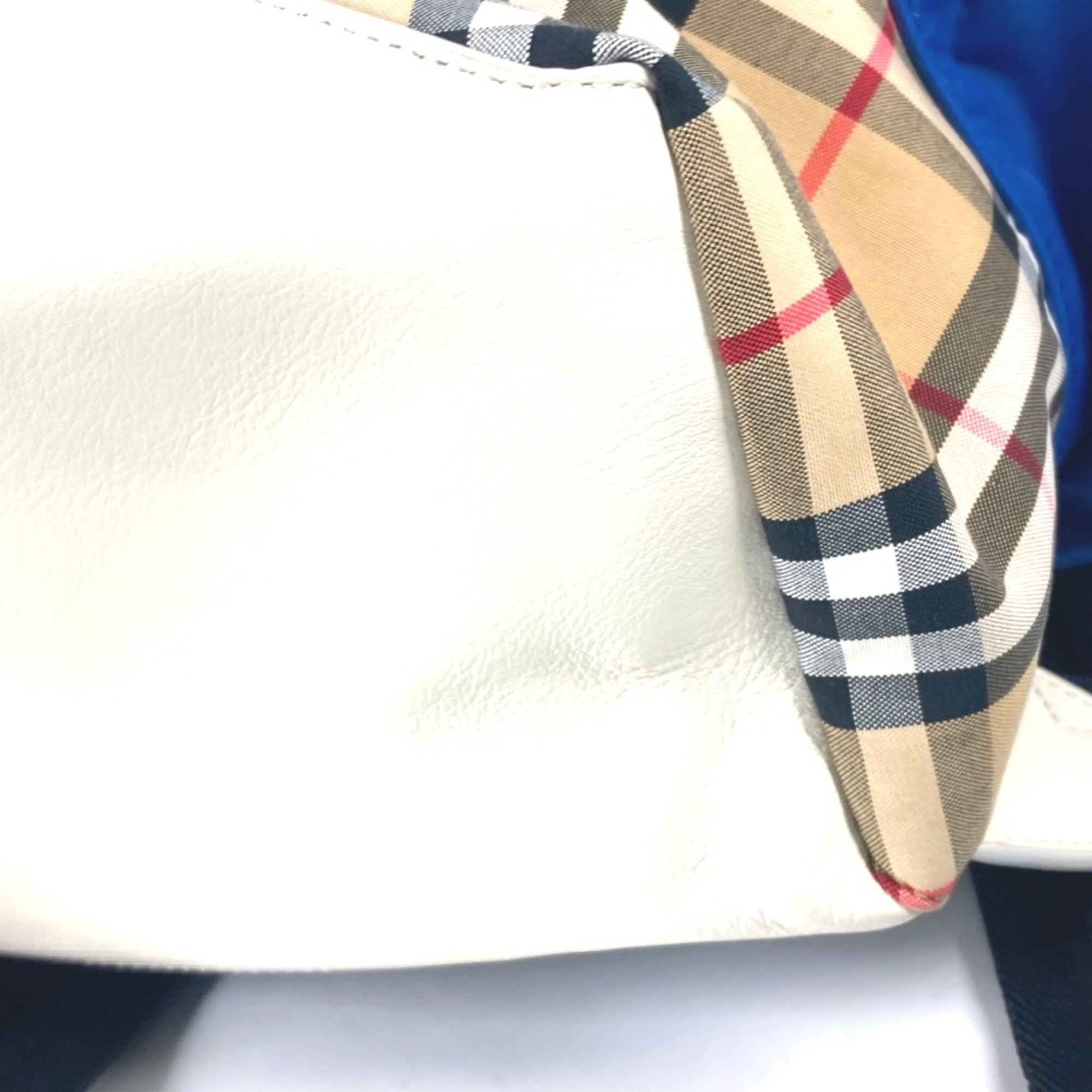 Burberry Beige Leather Backpack (Pre-Owned)
