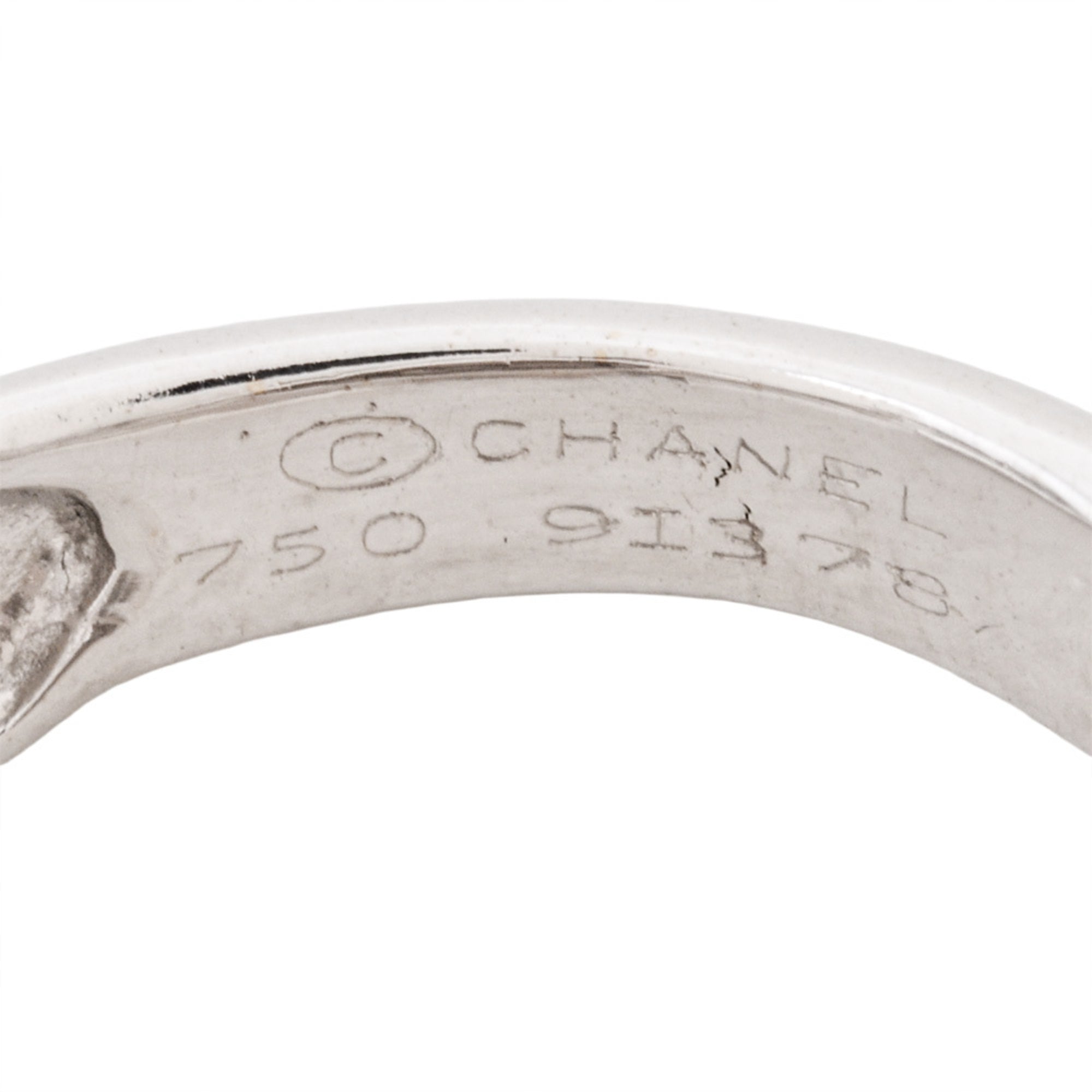 Chanel White Gold White Gold (18K) Band Ring (Pre-Owned)