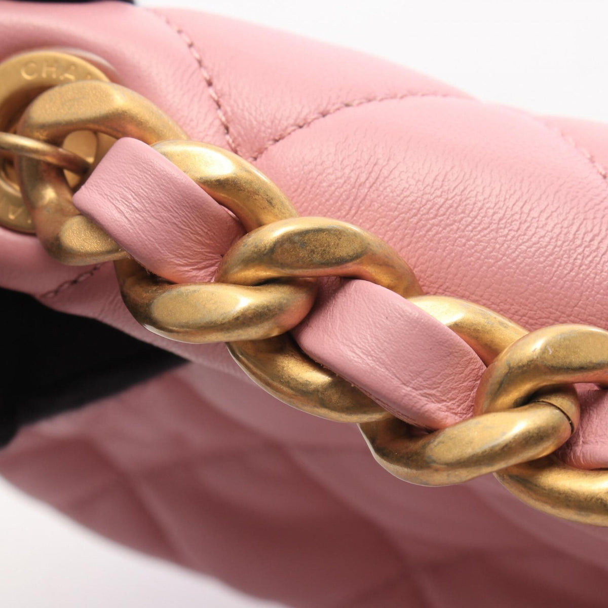 Chanel Pink Leather Handbag Shoulder Bag (Pre-Owned)