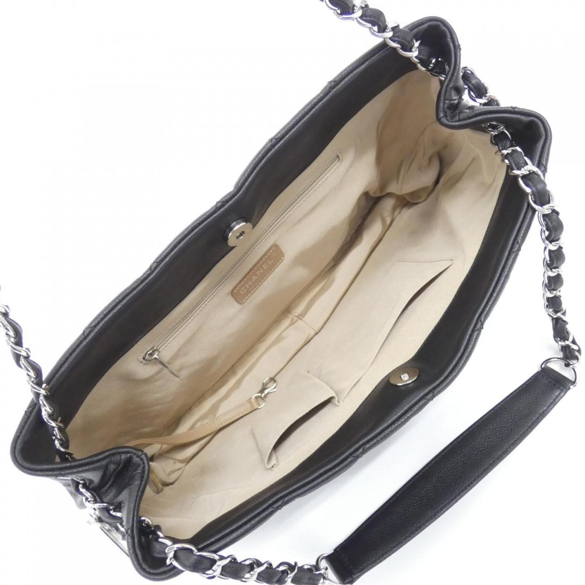 Chanel Black Grained Calfskin Shoulder Bag (Pre-Owned)