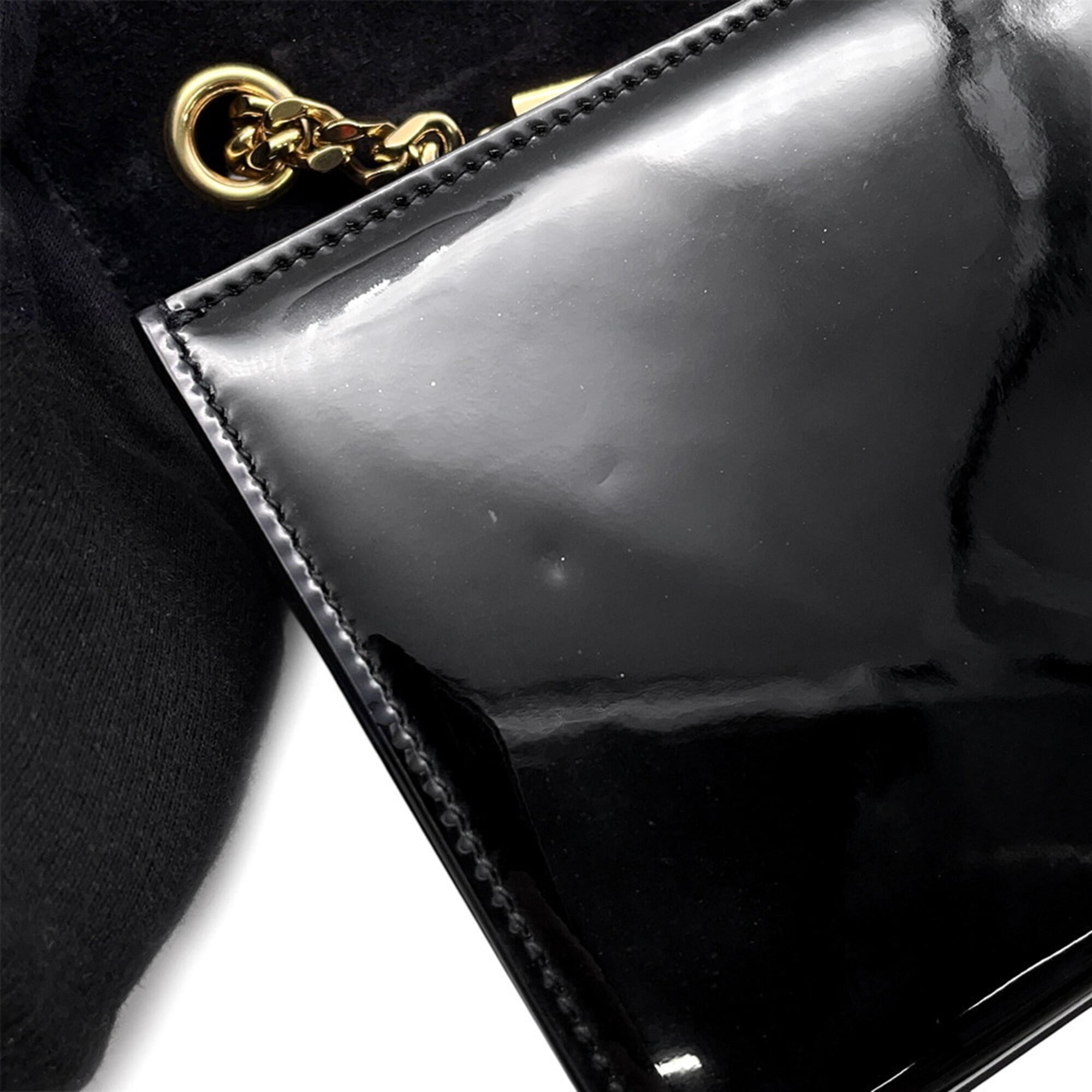 Yves Saint Laurent Black Patent Leather Handbag Shoulder Bag (Pre-Owned)