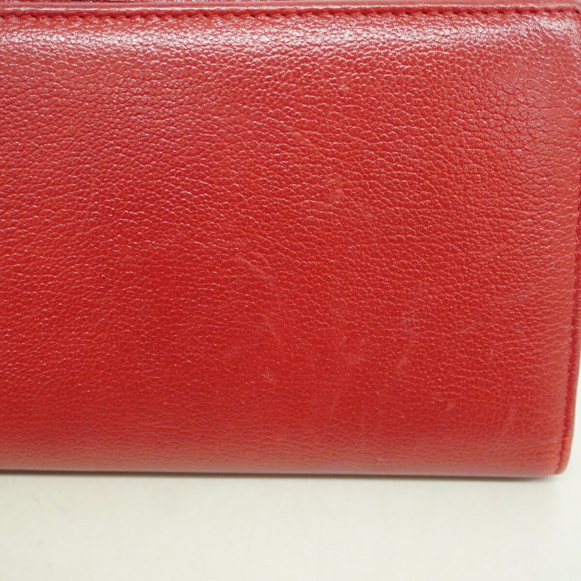 Chanel Red Color Leather Long Wallet (Bi-Fold) (Pre-Owned)