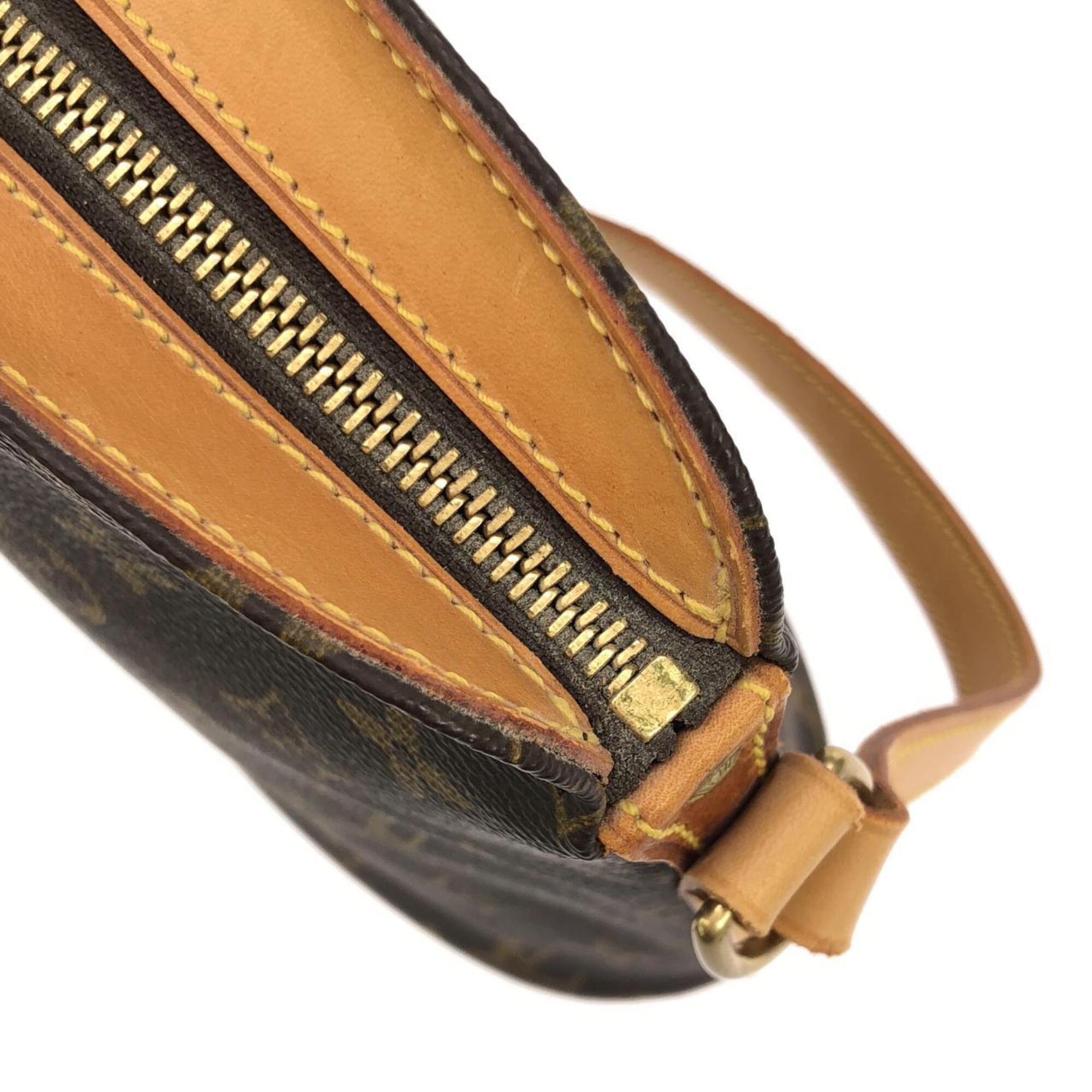 Louis Vuitton Marron Coated Canvas Shoulder Bag (Pre-Owned)