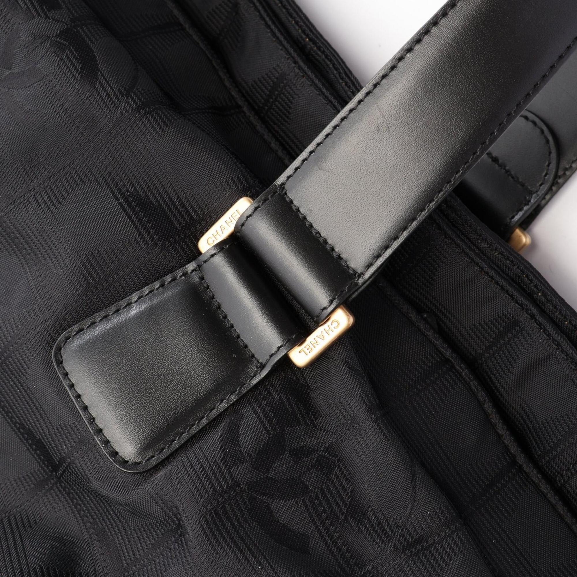 Chanel Black Leather Nylon Canvas Boston Bag Handbag (Pre-Owned)
