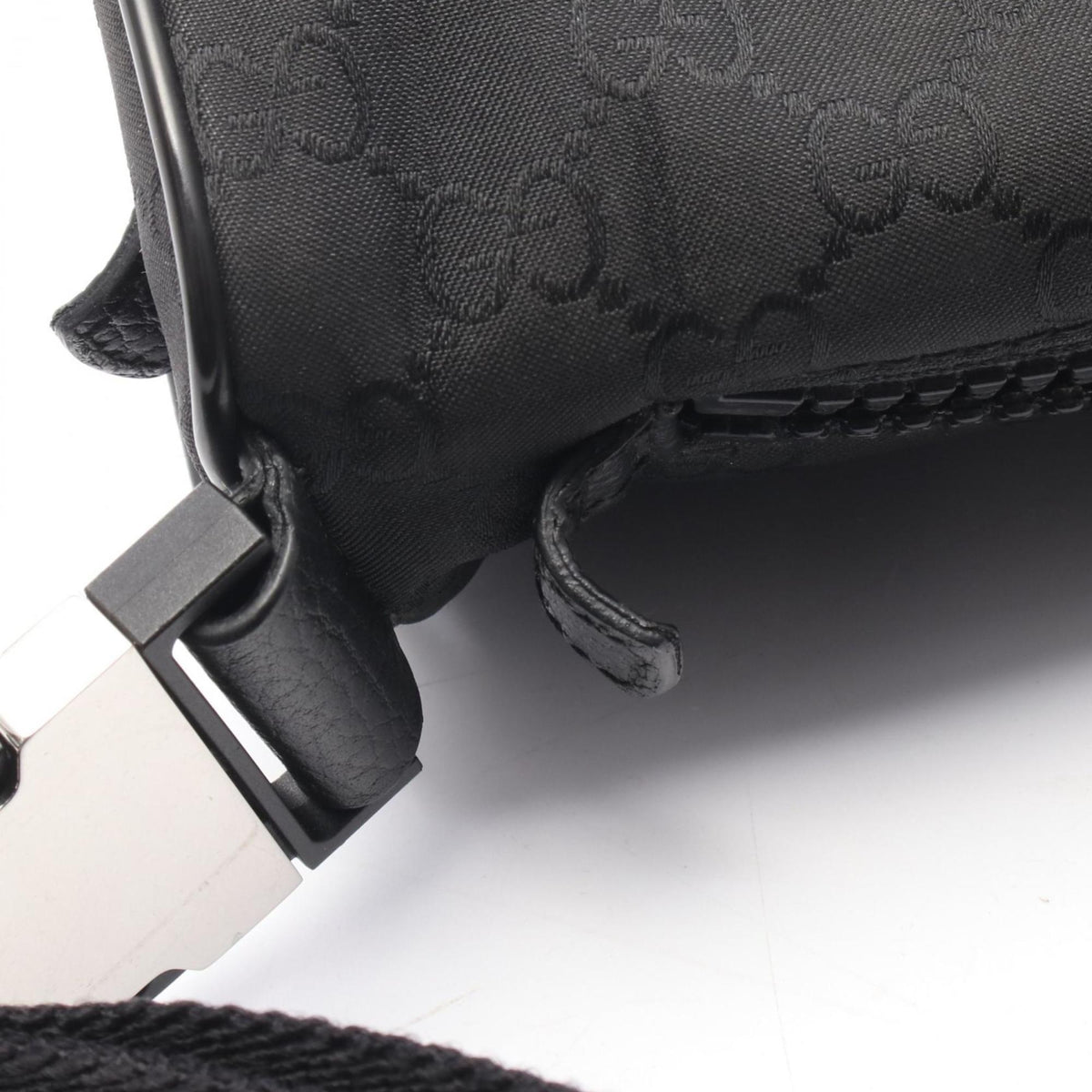Gucci Black Nylon Leather Fanny Pack (Pre-Owned)