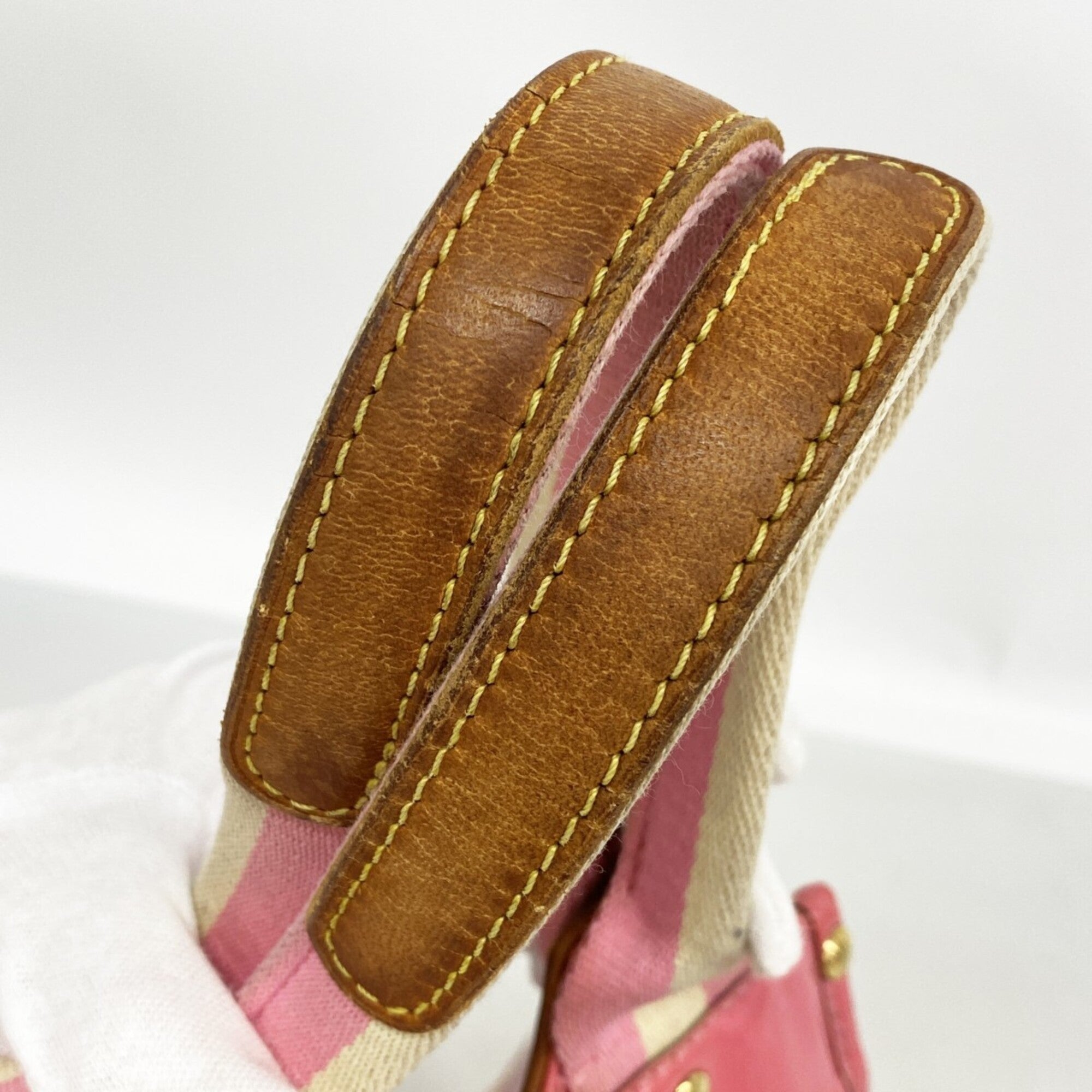 Louis Vuitton Strawberry Handbag (Pre-Owned)