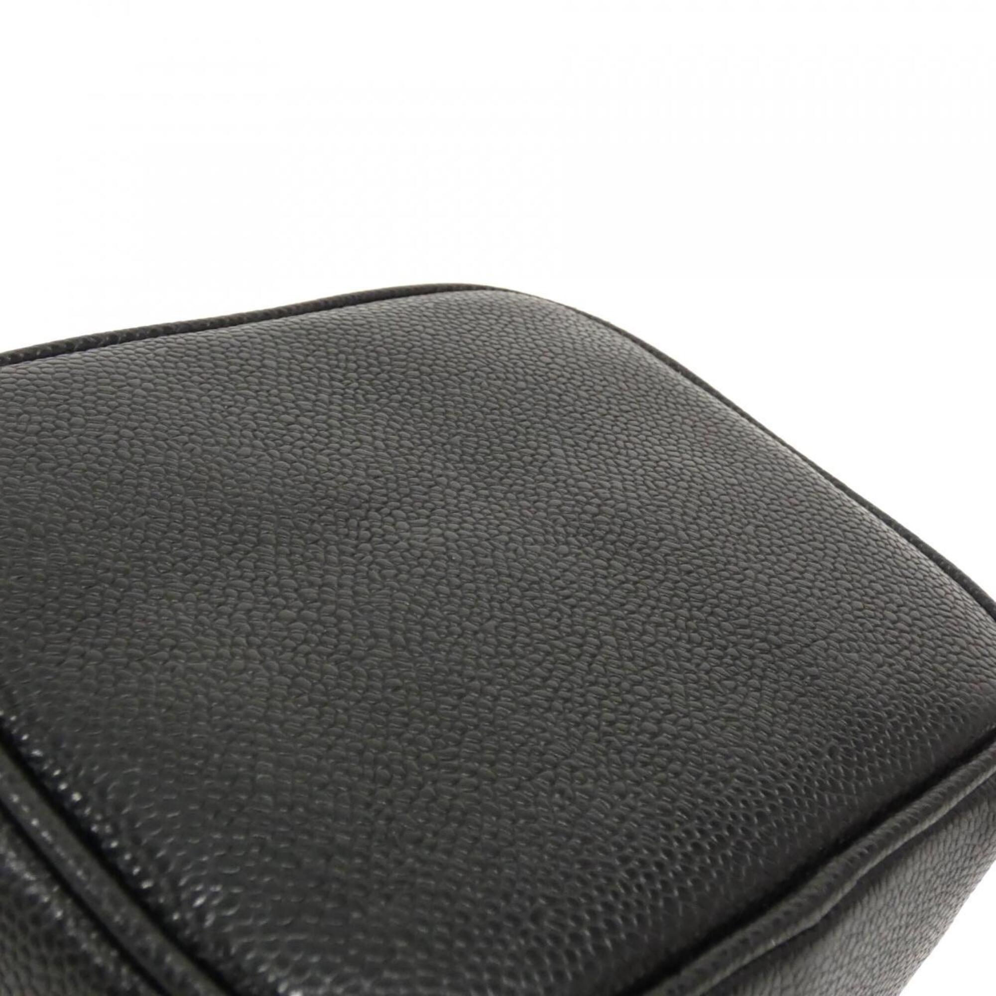 Chanel Black Grained Calfskin Handbag (Pre-Owned)
