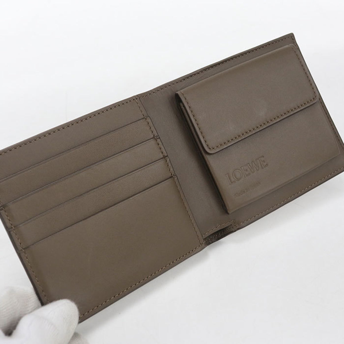 Loewe Brown Leather Wallet (Bi-Fold) (Pre-Owned)