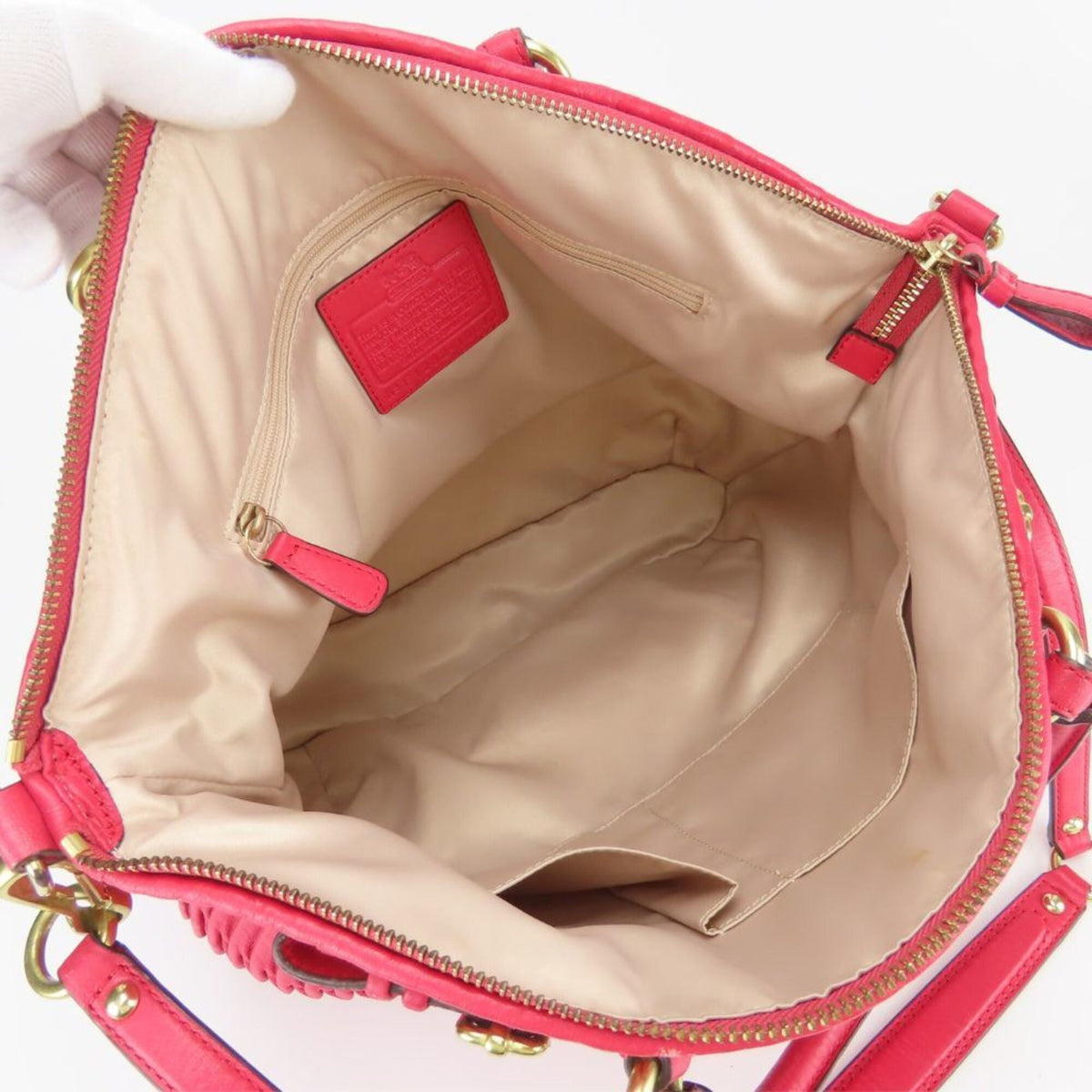 Coach Red Color Leather Handbag (Pre-Owned)