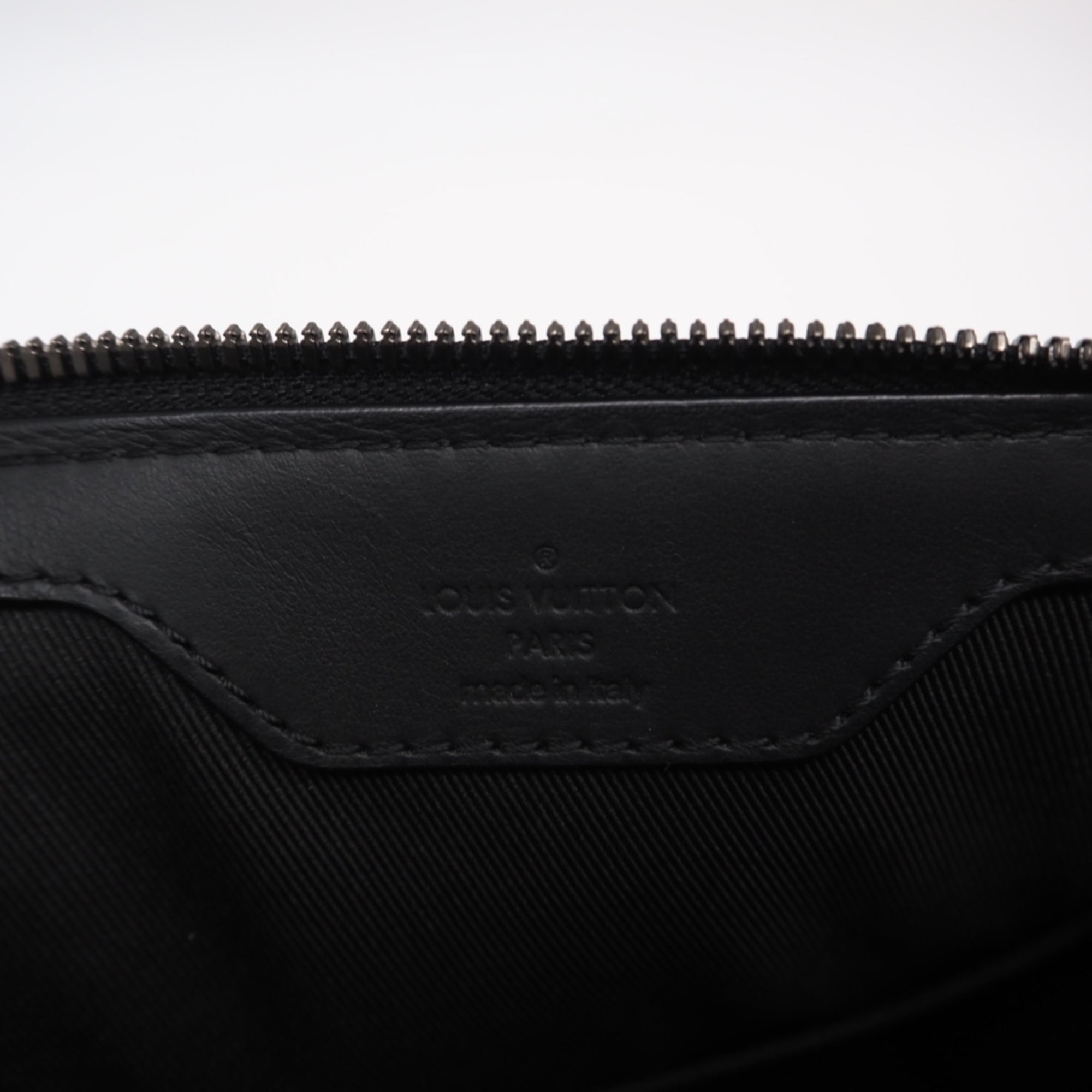Louis Vuitton Black Gray Monogram Eclipse Monogram Eclipse Handbag (Pre-Owned)