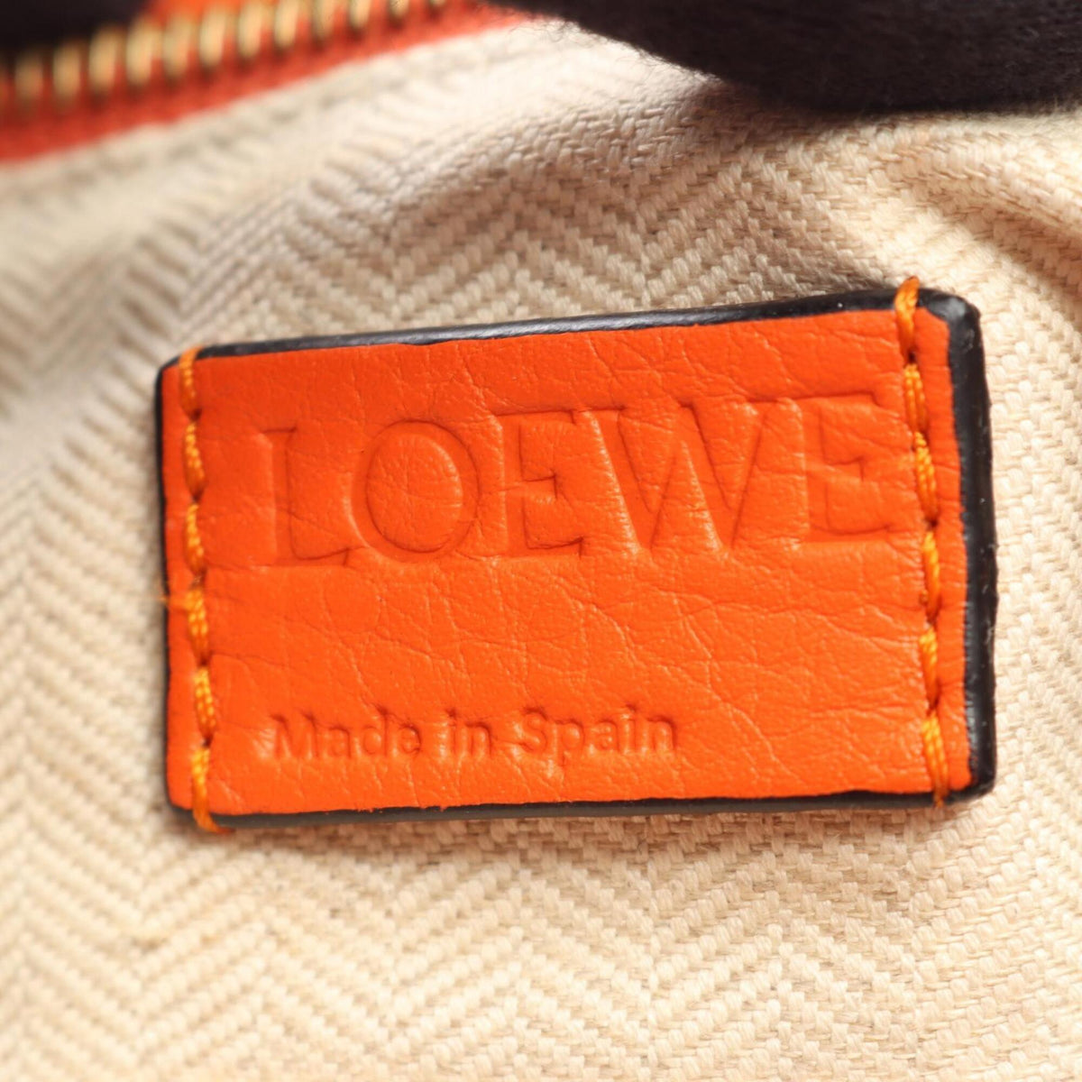 Loewe Orange Leather Handbag (Pre-Owned)