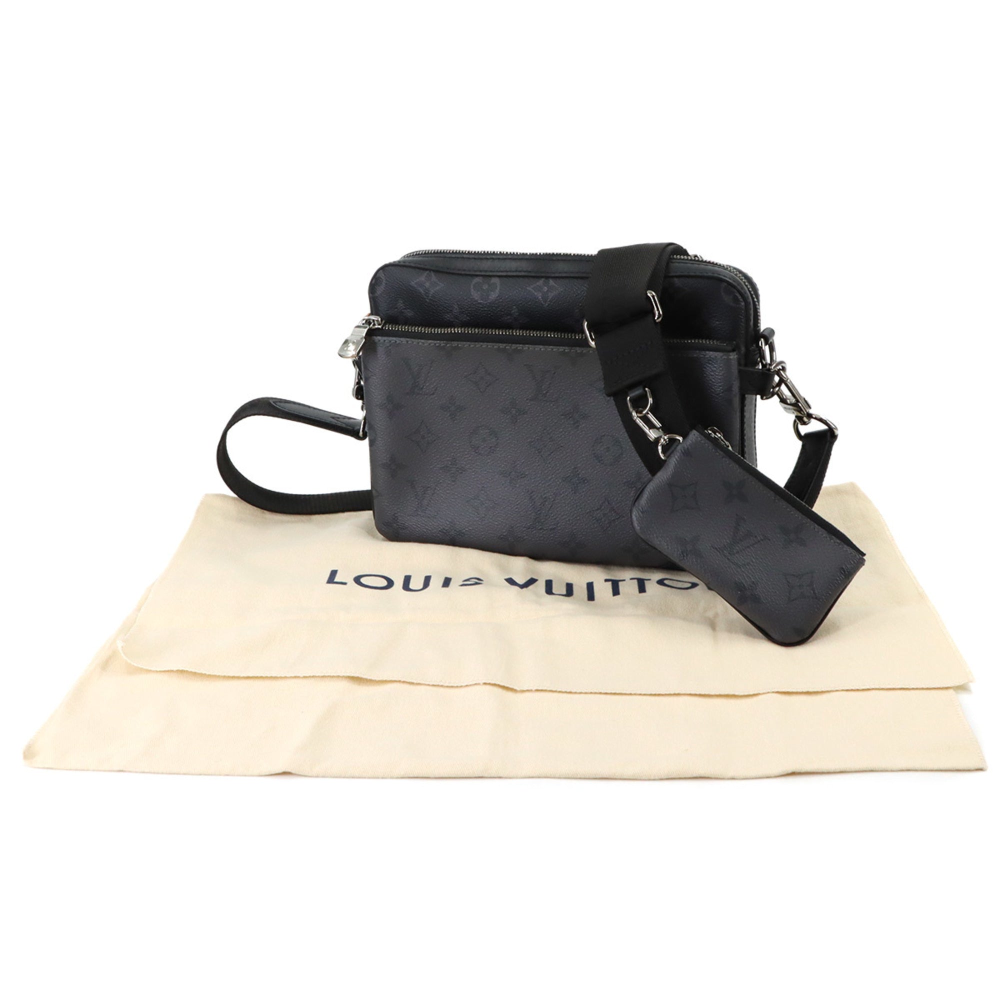 Louis Vuitton Monogram Eclipse Monogram Eclipse Canvas Messenger Bag Shoulder Bag (Pre-Owned)