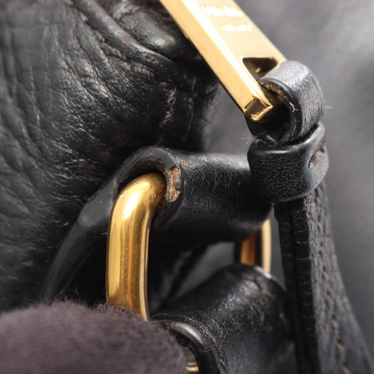 Prada Black Leather Handbag (Pre-Owned)