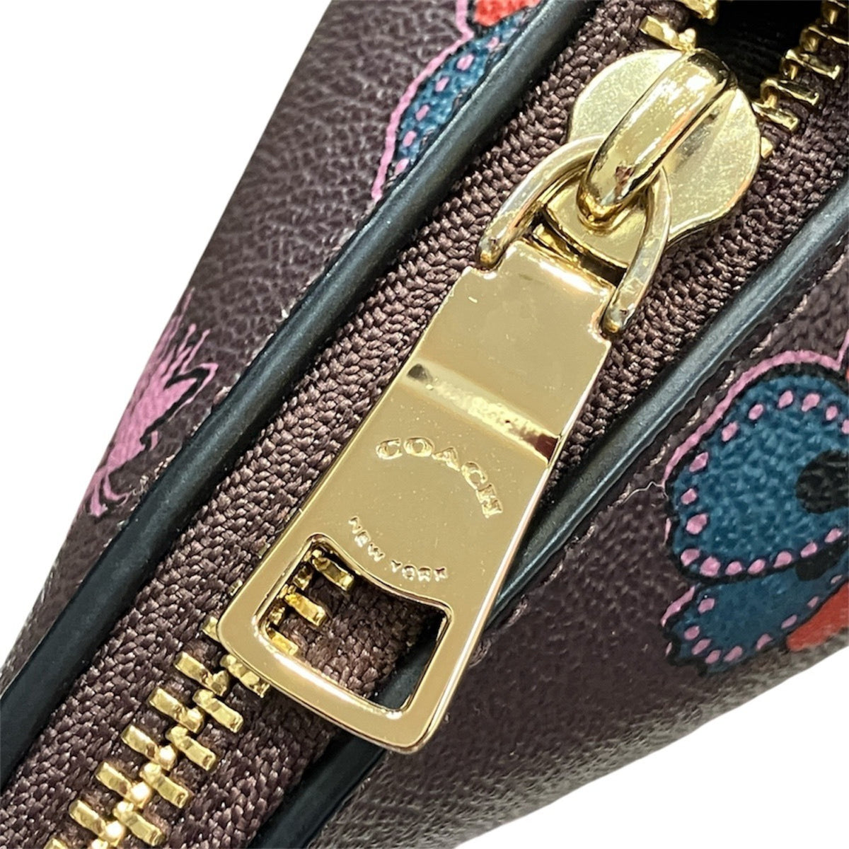 Coach Red Color Wine Pvc Leather Shoulder Bag (Pre-Owned)