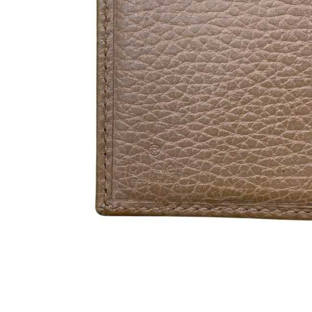 Gucci Beige Leather Wallet (Tri-Fold) (Pre-Owned)