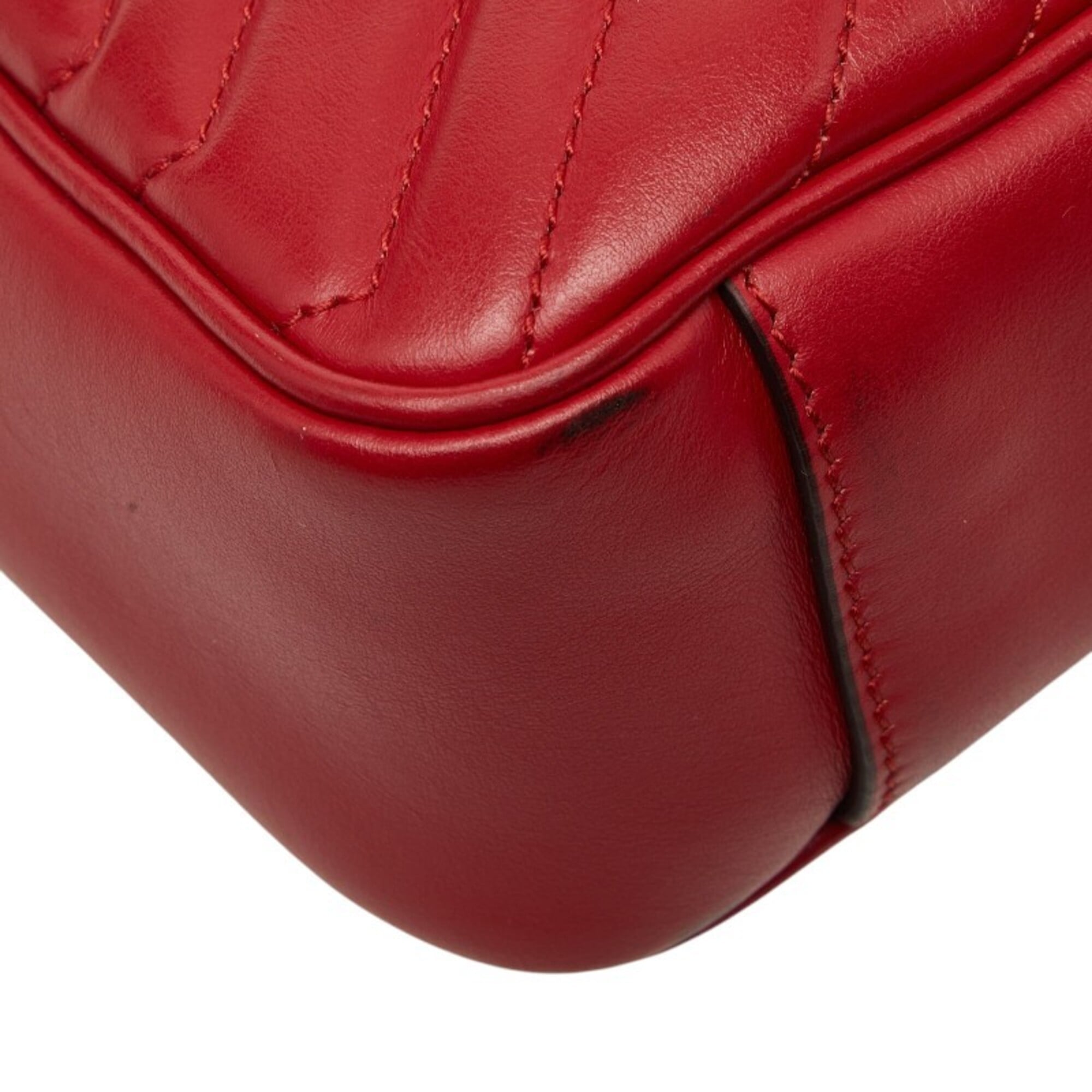 Gucci Gold Red Color Leather Shoulder Bag (Pre-Owned)